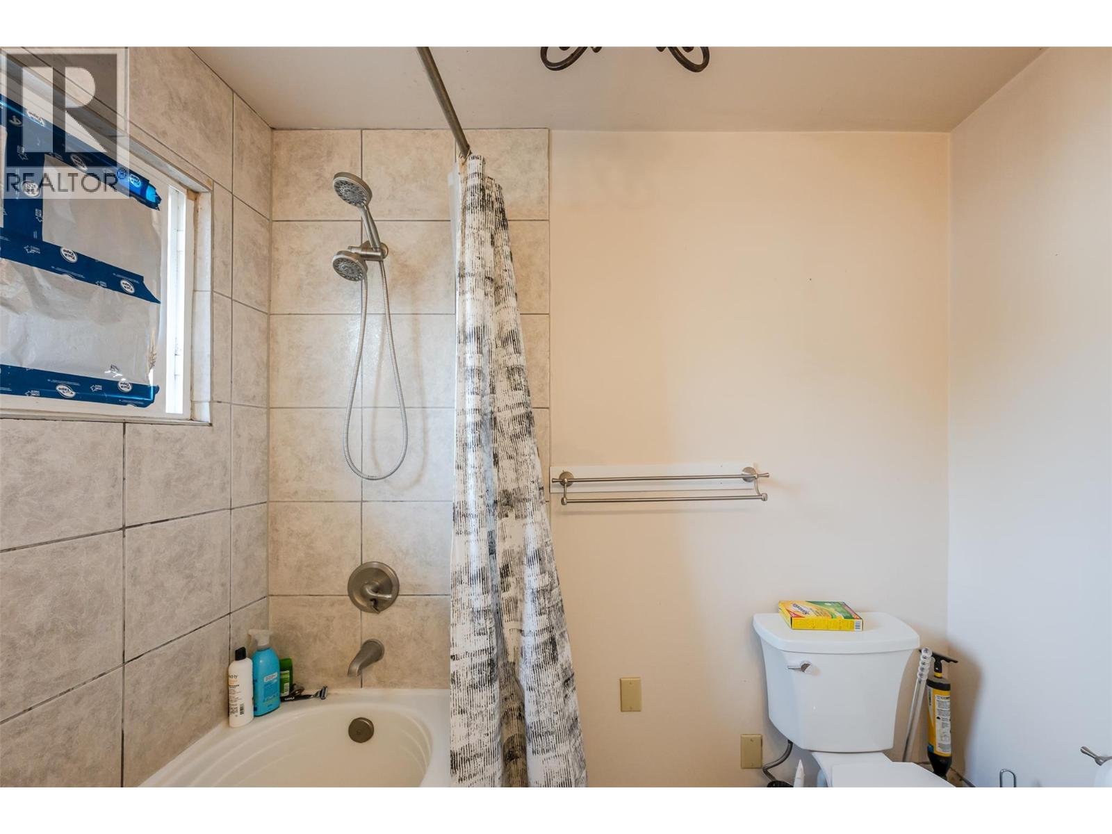 200 West Bench Drive, Penticton, British Columbia  V2A 8X8 - Photo 44 - 10403989