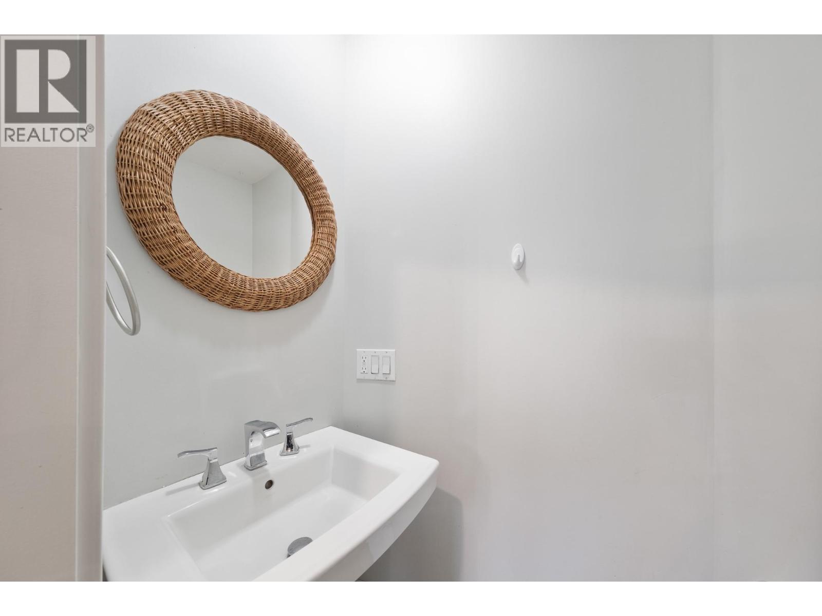 1042 Wintergreen Drive, Kelowna, British Columbia  V1Y 9A3 - Photo 23 - 10403932