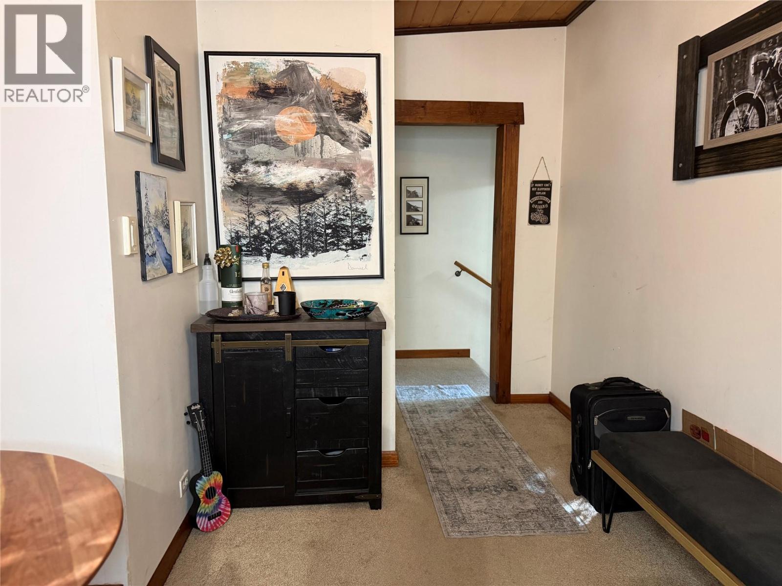 2600 Columbia Avenue, Castlegar, British Columbia  V1N 2X6 - Photo 17 - 10403927
