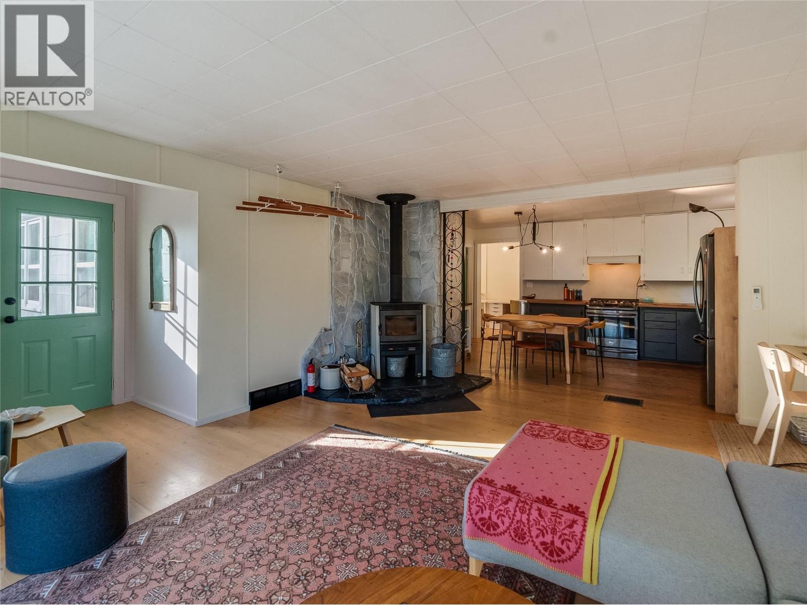 5995 Longbeach Road, Nelson, British Columbia  V1L 6P3 - Photo 21 - 10403828