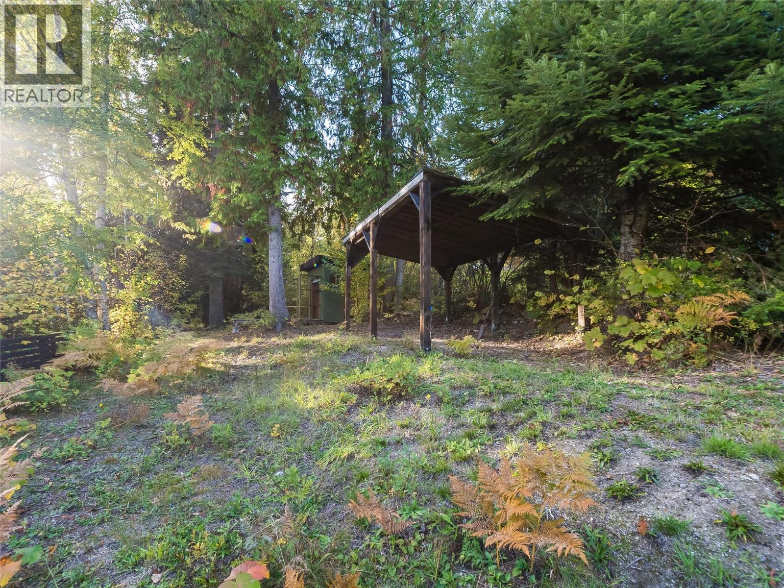 5995 Longbeach Road, Nelson, British Columbia  V1L 6P3 - Photo 73 - 10403828