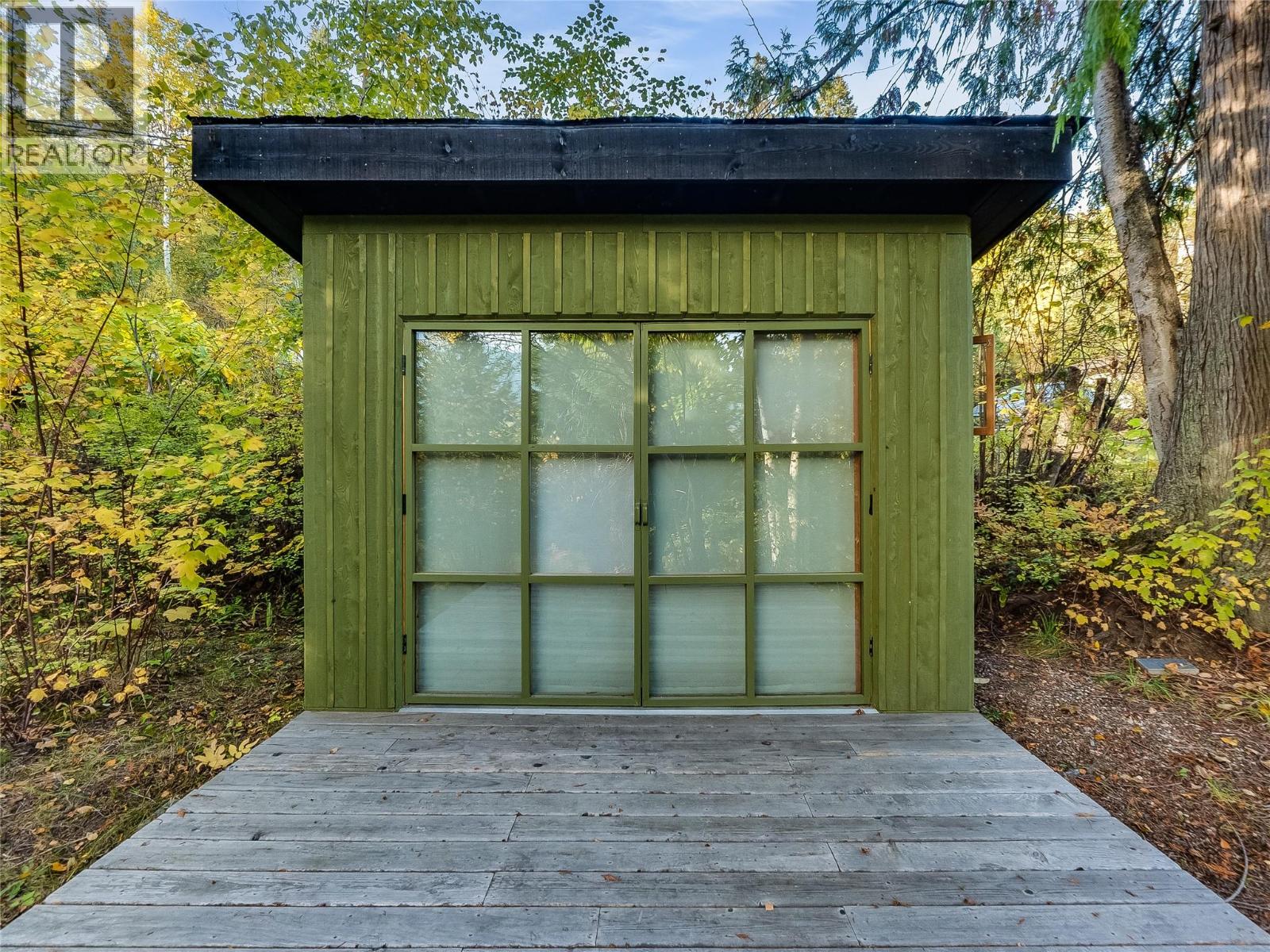 5995 Longbeach Road, Nelson, British Columbia  V1L 6P3 - Photo 76 - 10403828