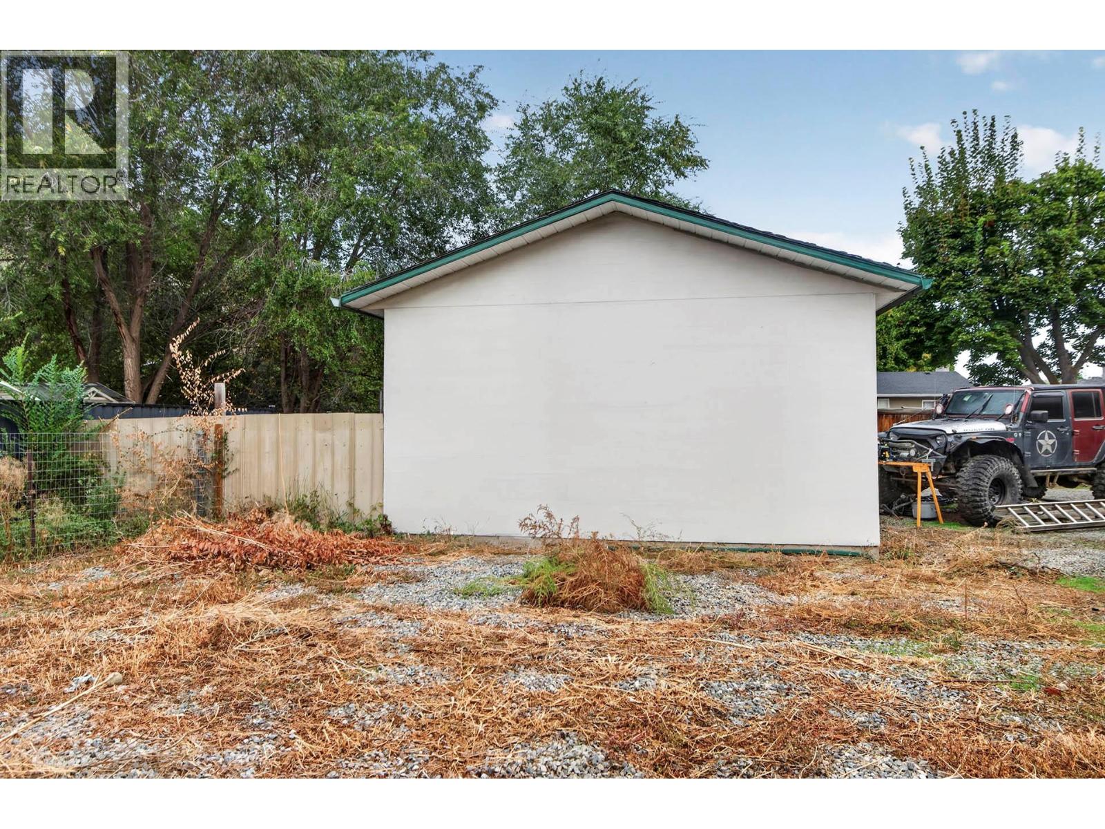 2710 Westsyde Road, Kamloops, British Columbia  V2B 7C9 - Photo 32 - 10403898