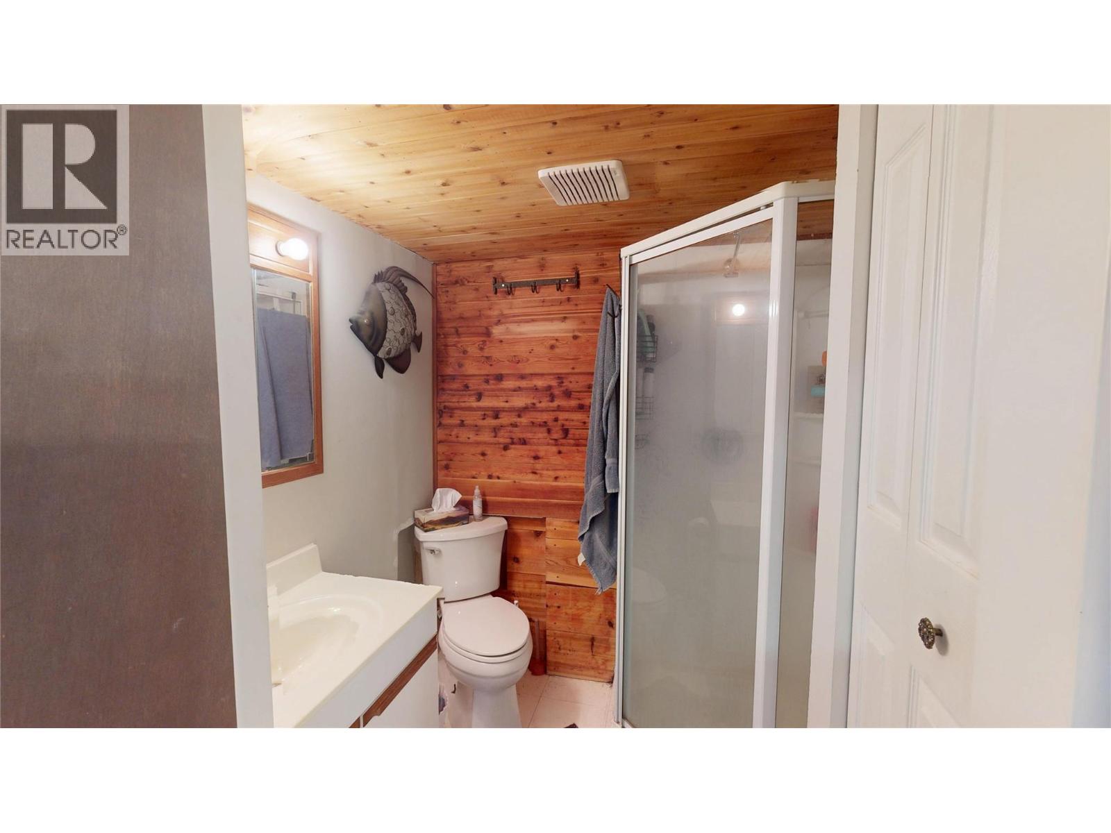 901 14th Street S, Cranbrook, British Columbia  V1C 1Y2 - Photo 24 - 10403729