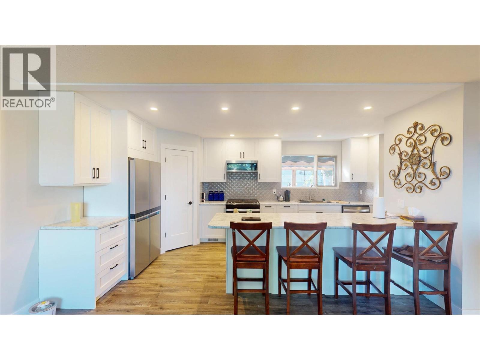 901 14th Street S, Cranbrook, British Columbia  V1C 1Y2 - Photo 6 - 10403729