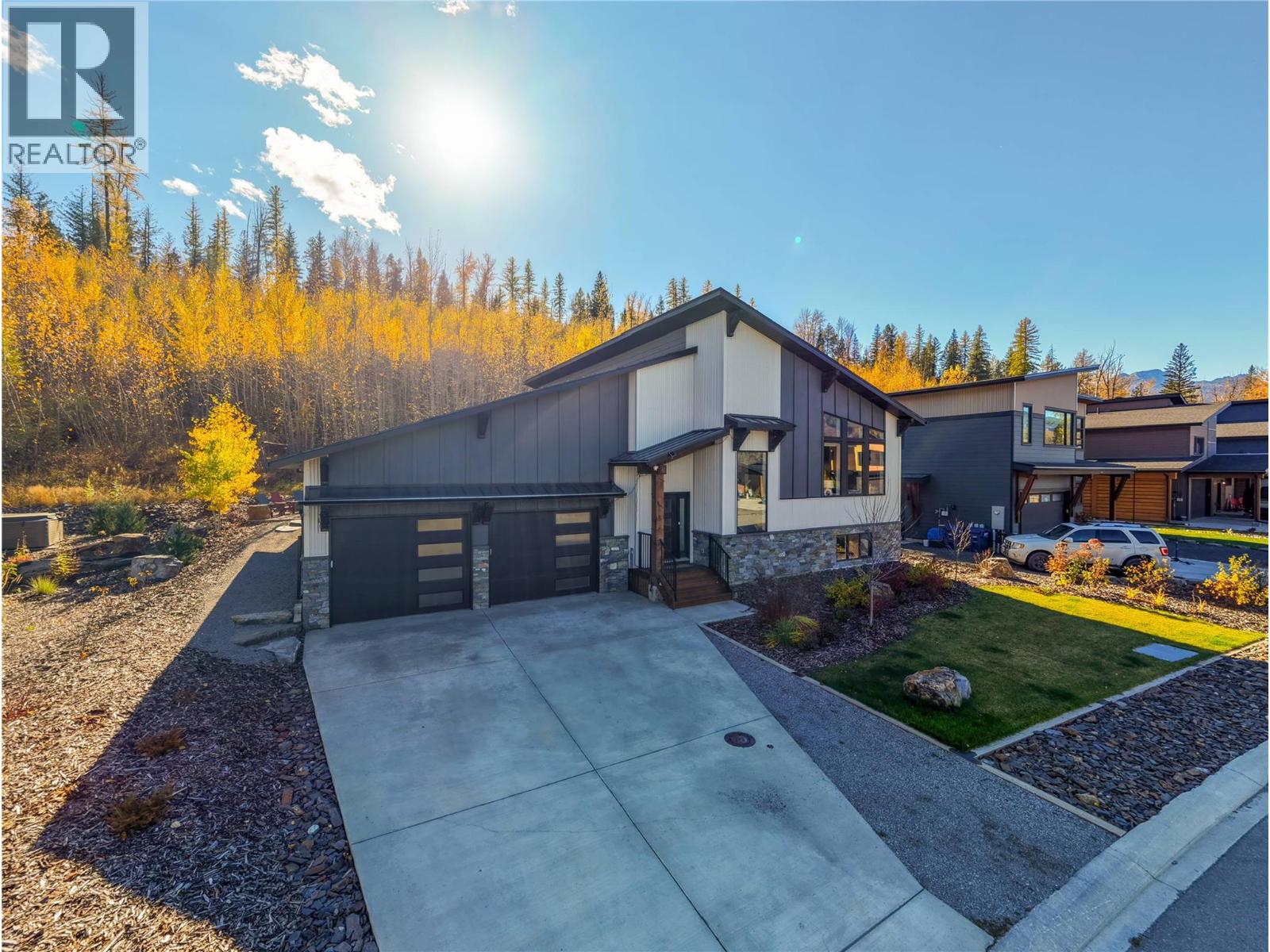 5 Morrissey Court, Fernie, British Columbia  V0B 1M4 - Photo 2 - 10403506