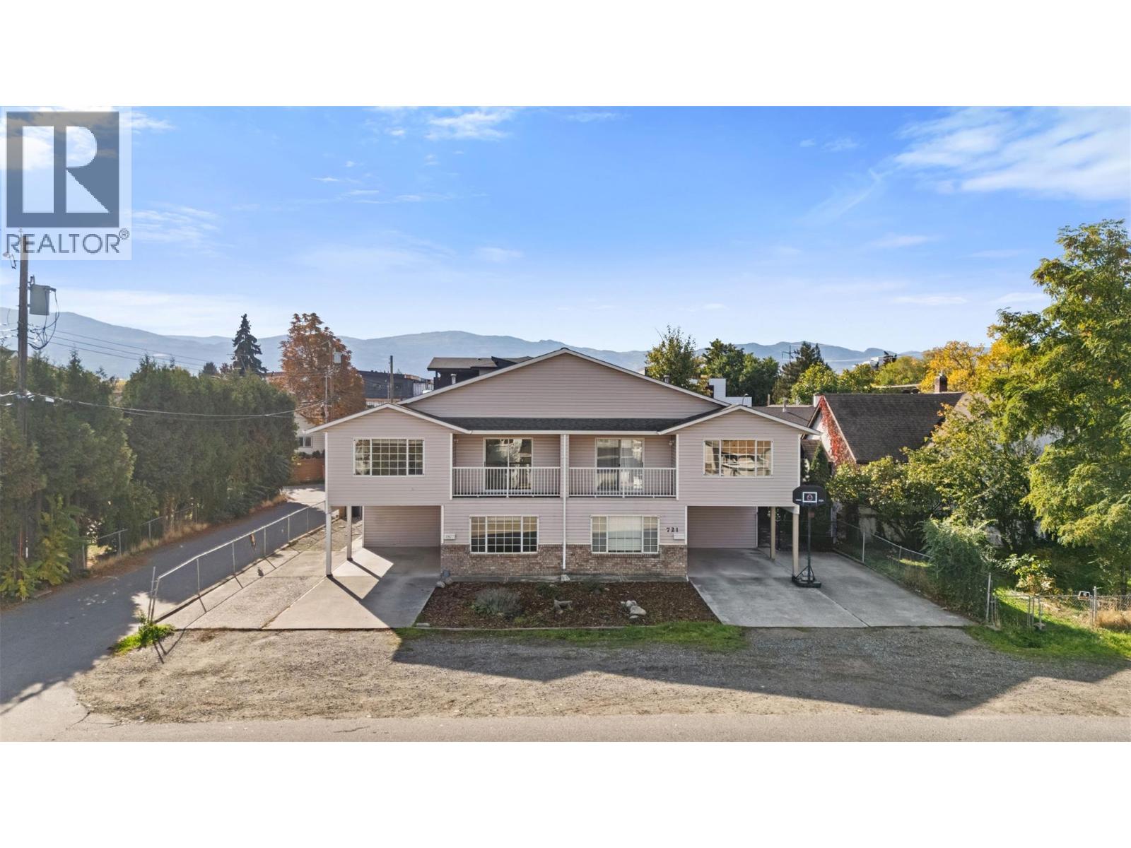 721-725 Francis Avenue, Kelowna, British Columbia  V1Y 5G6 - Photo 1 - 10403767
