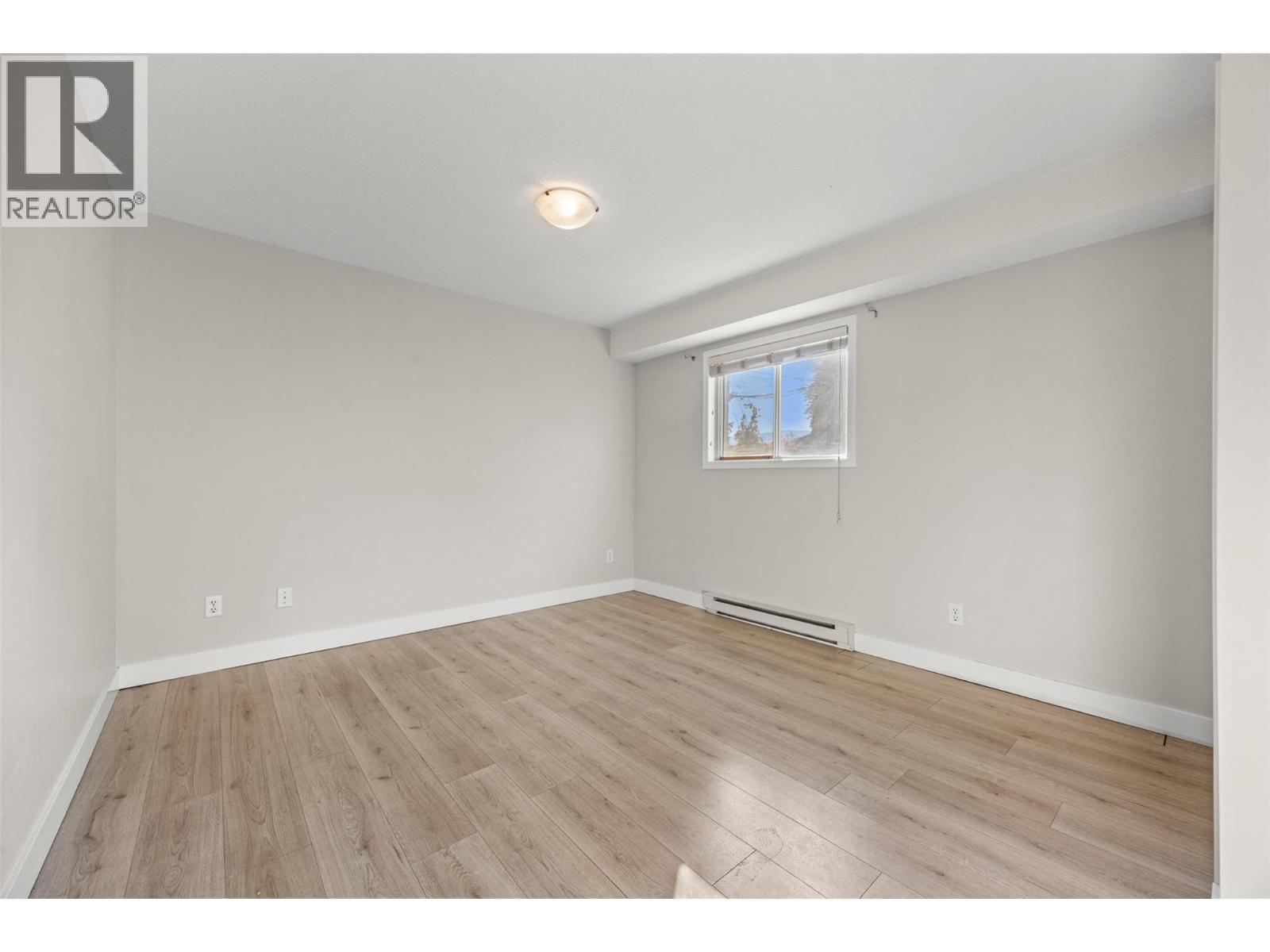 721-725 Francis Avenue, Kelowna, British Columbia  V1Y 5G6 - Photo 43 - 10403767