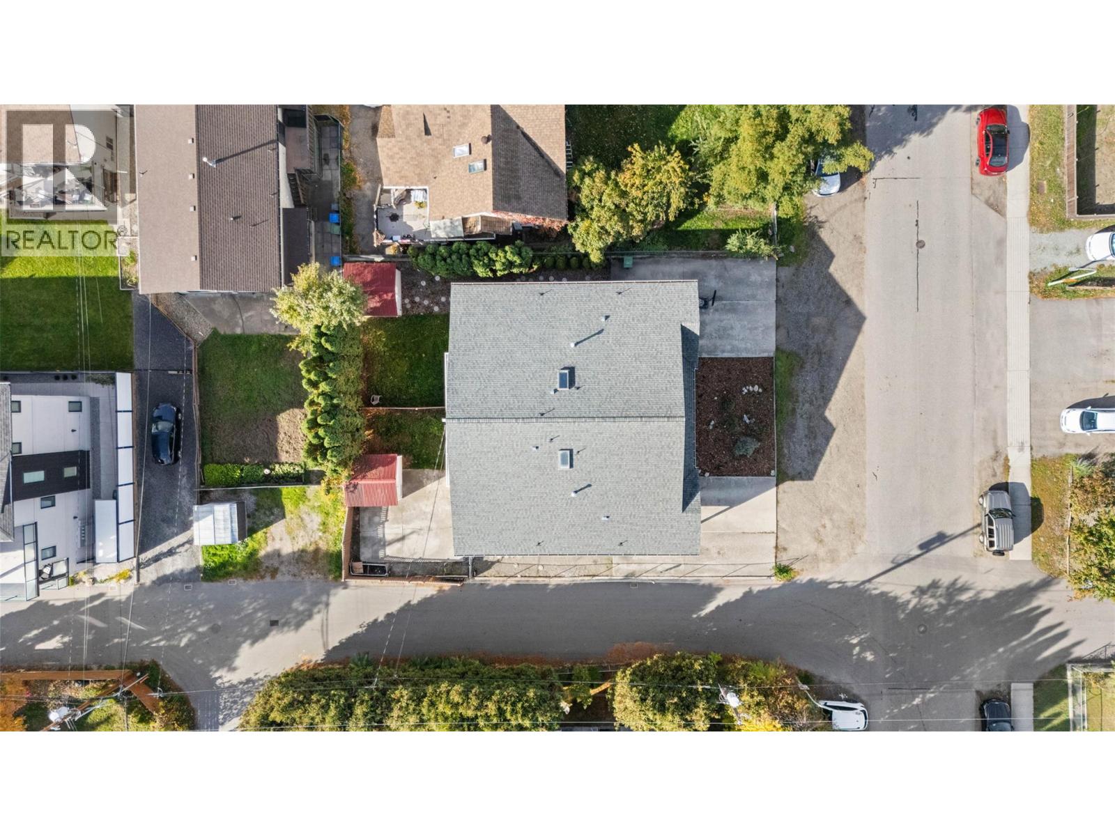 721-725 Francis Avenue, Kelowna, British Columbia  V1Y 5G6 - Photo 52 - 10403767
