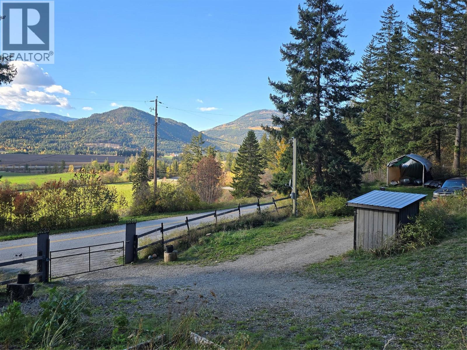 4050 White Lake Road, White Lake, British Columbia  V0E 2W0 - Photo 5 - 10403924