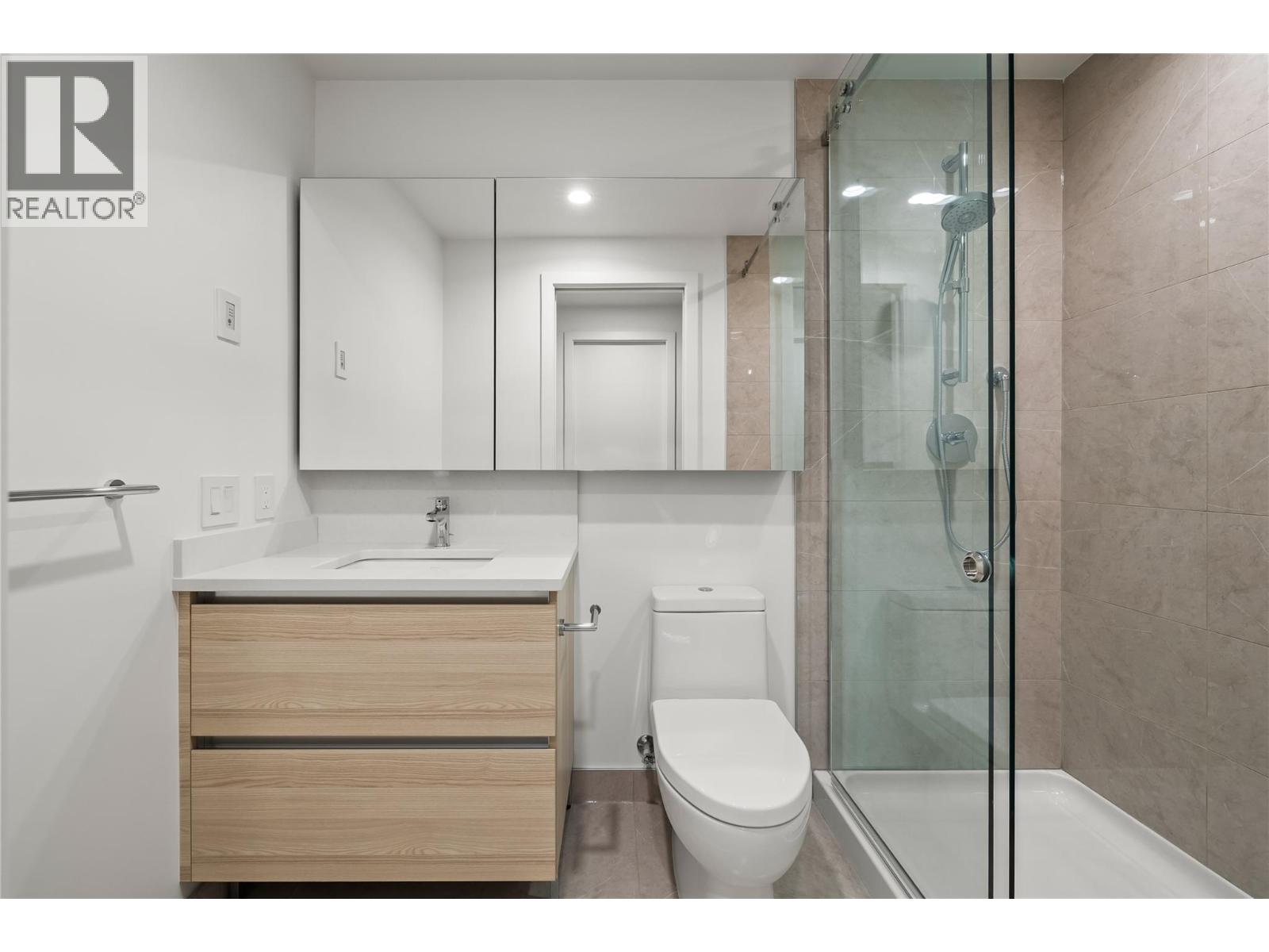 238 Leon Avenue Unit# 1704, Kelowna, British Columbia  V1Y 6H9 - Photo 19 - 10403497