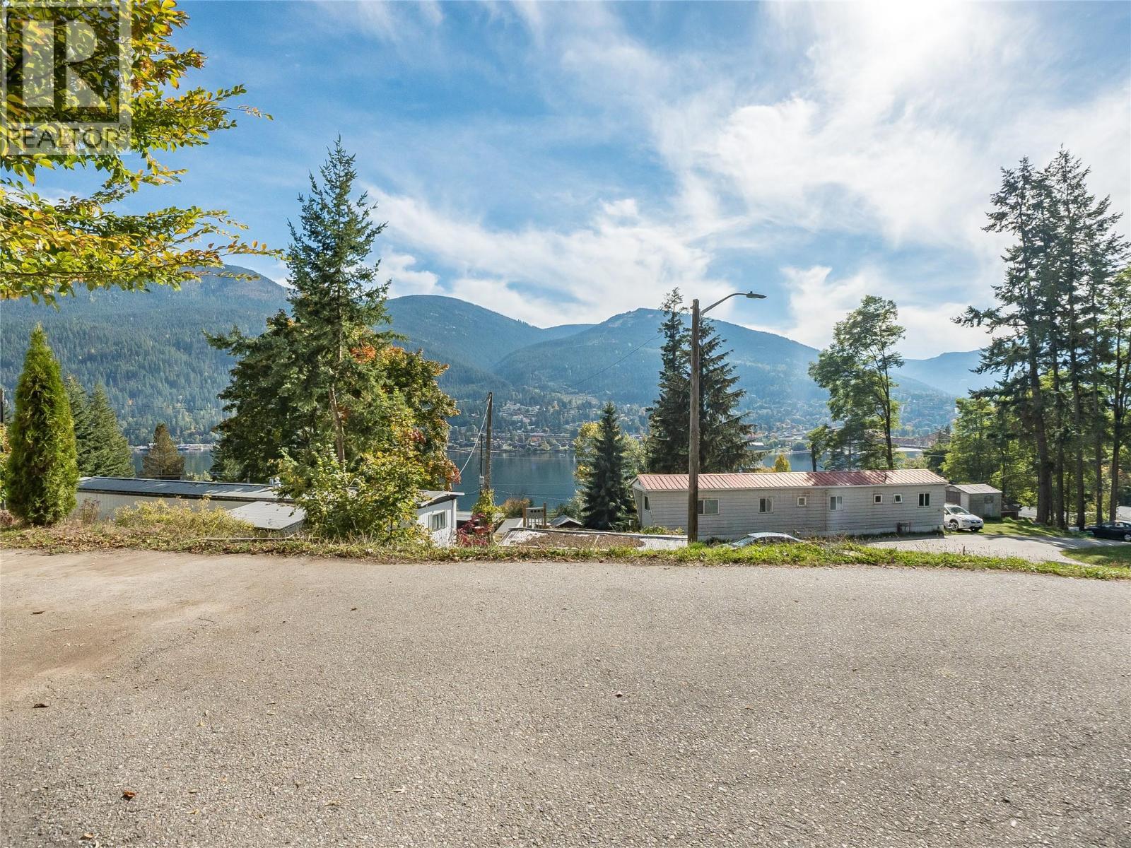 739 Highway 3a Highway Unit# 30, Nelson, British Columbia  V1L 6M4 - Photo 16 - 10403329