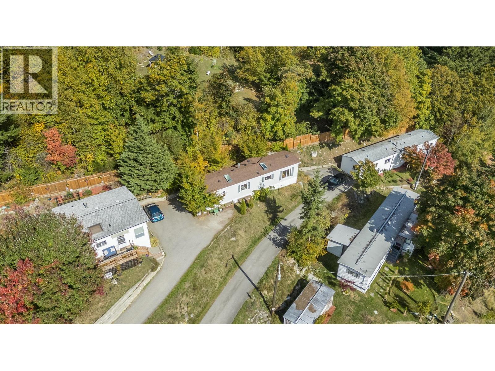 739 Highway 3a Highway Unit# 30, Nelson, British Columbia  V1L 6M4 - Photo 6 - 10403329