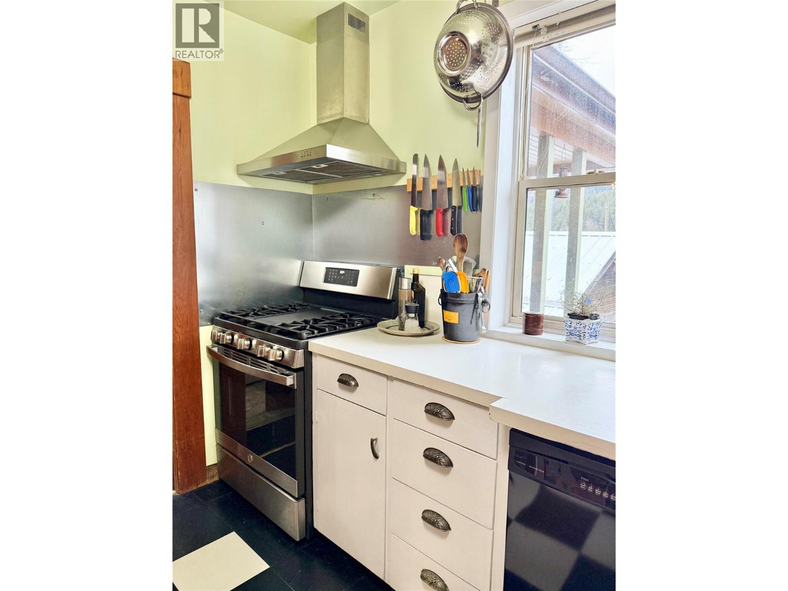 267 Long Lake Avenue, Greenwood, British Columbia  V0H 1J0 - Photo 17 - 10403959