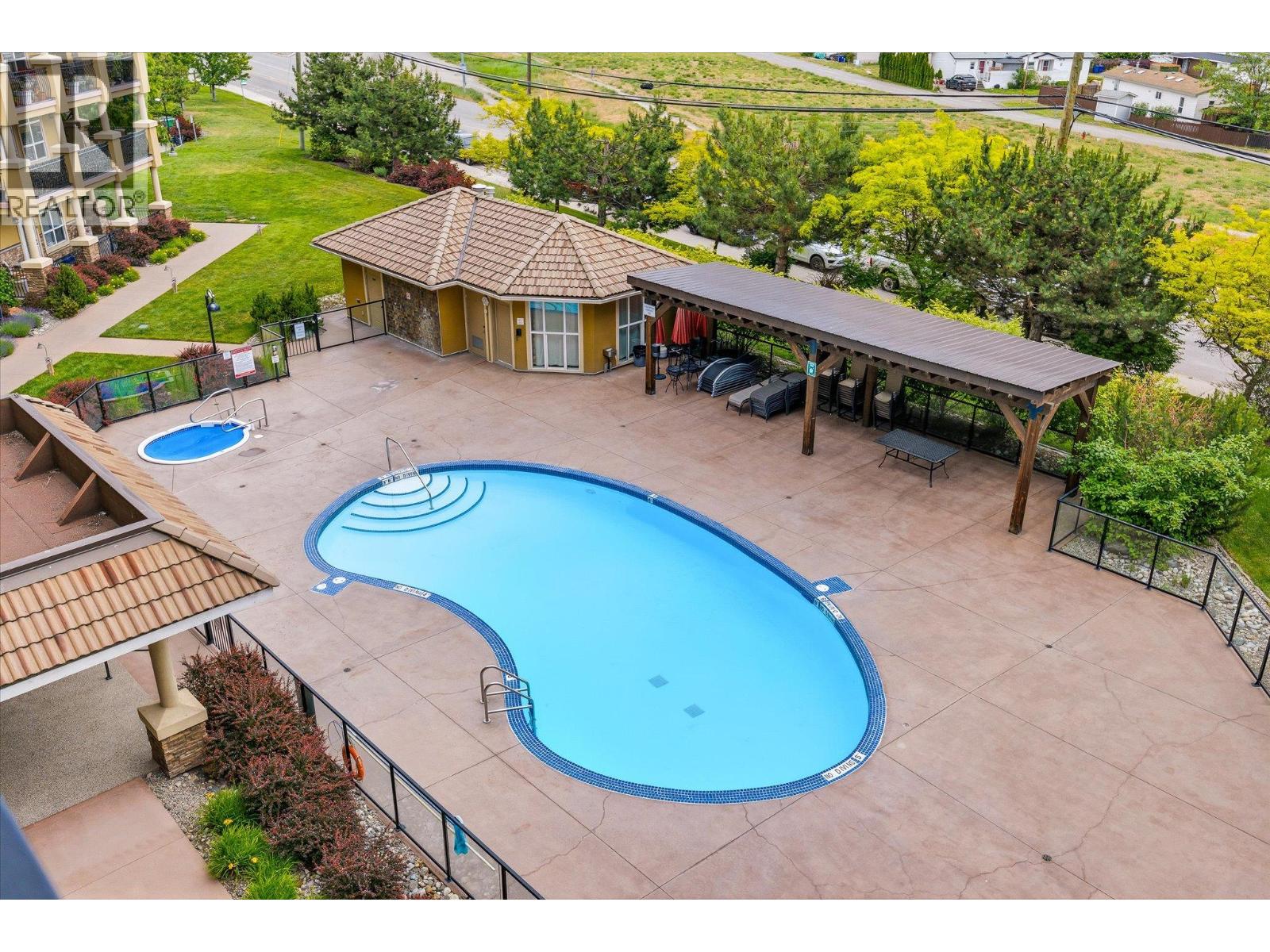 2070 Boucherie Road Unit# 402, West Kelowna, British Columbia  V4T 3K9 - Photo 5 - 10403982