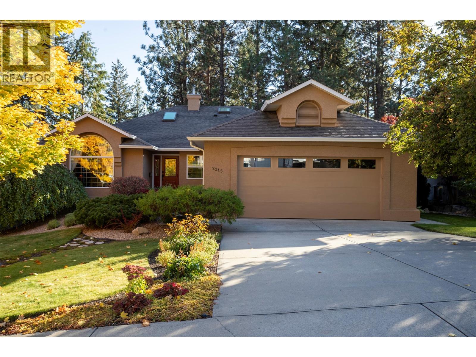 2215 Shannon Woods Place, West Kelowna, British Columbia  V4T 2L9 - Photo 1 - 10403929