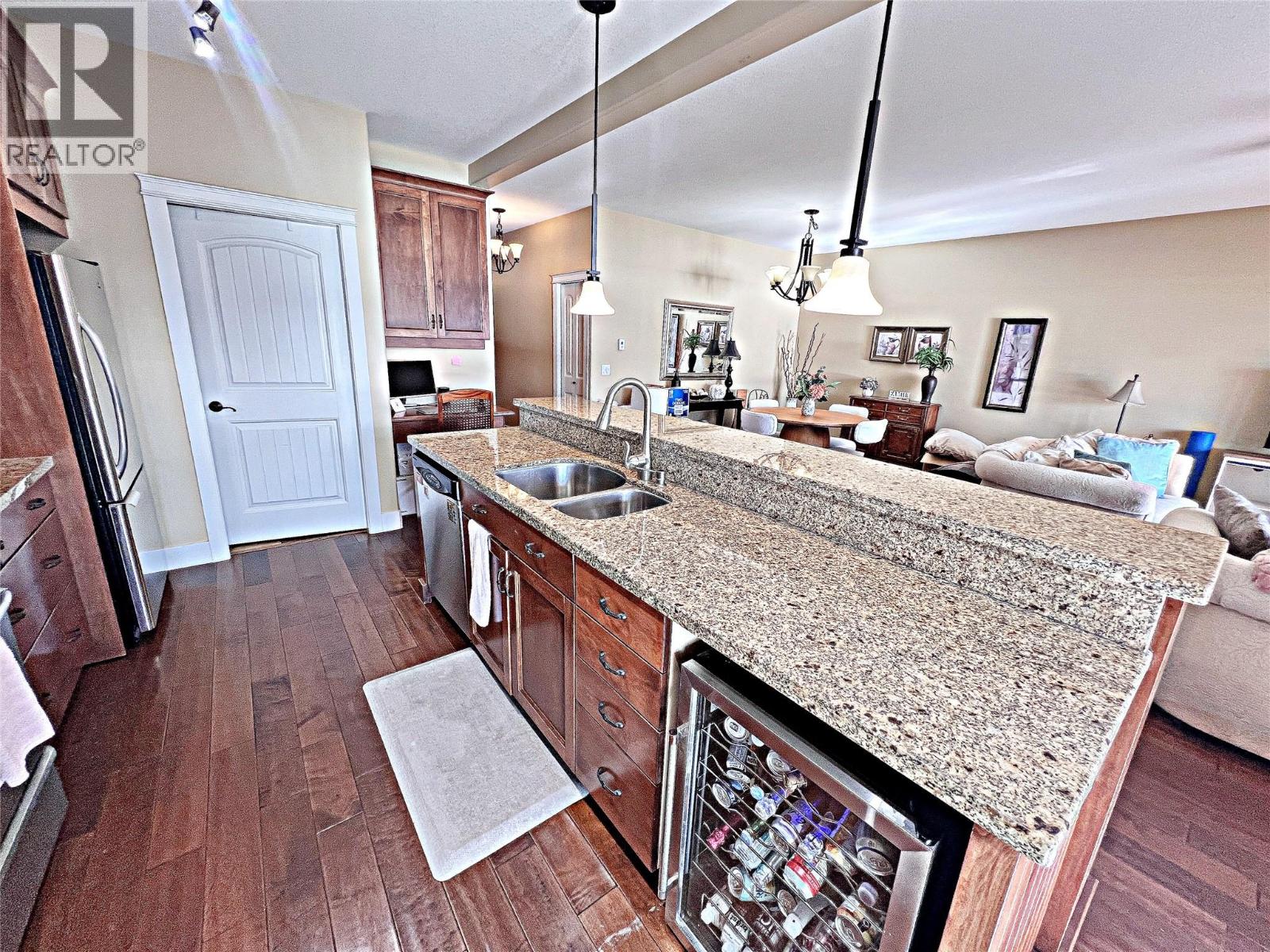 4350 Ponderosa Drive Unit# 129, Peachland, British Columbia  V0H 1X5 - Photo 12 - 10403999