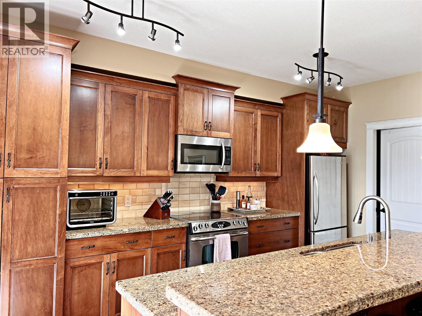 4350 Ponderosa Drive Unit# 129, Peachland, British Columbia  V0H 1X5 - Photo 6 - 10403999