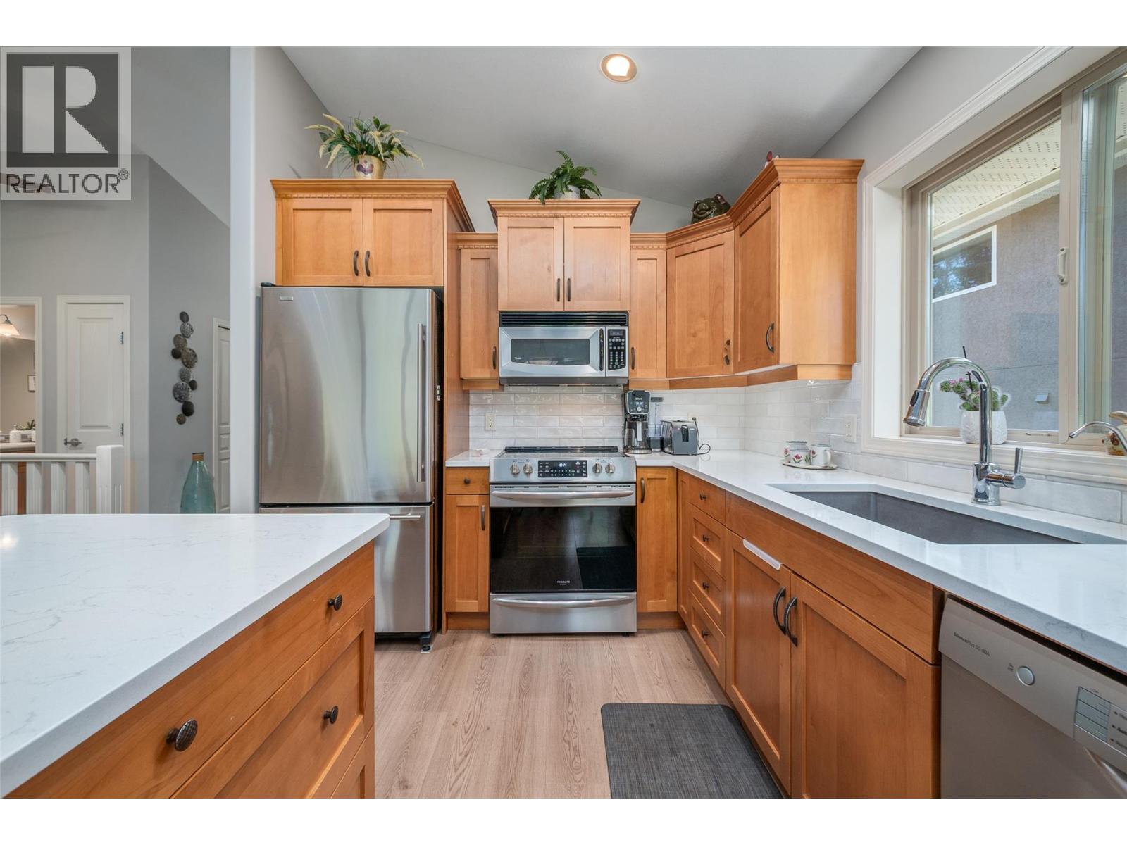 3452 Camelback Drive, Kelowna, British Columbia  V1X 8A8 - Photo 14 - 10403752