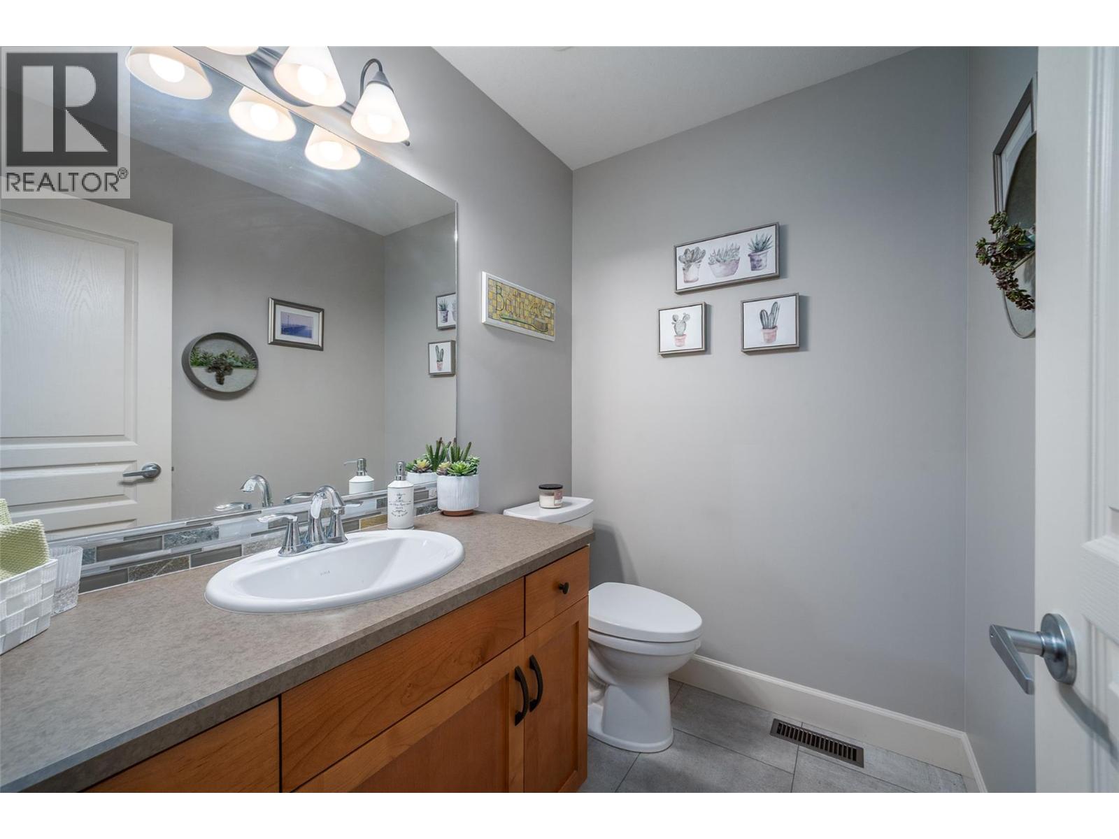 3452 Camelback Drive, Kelowna, British Columbia  V1X 8A8 - Photo 28 - 10403752