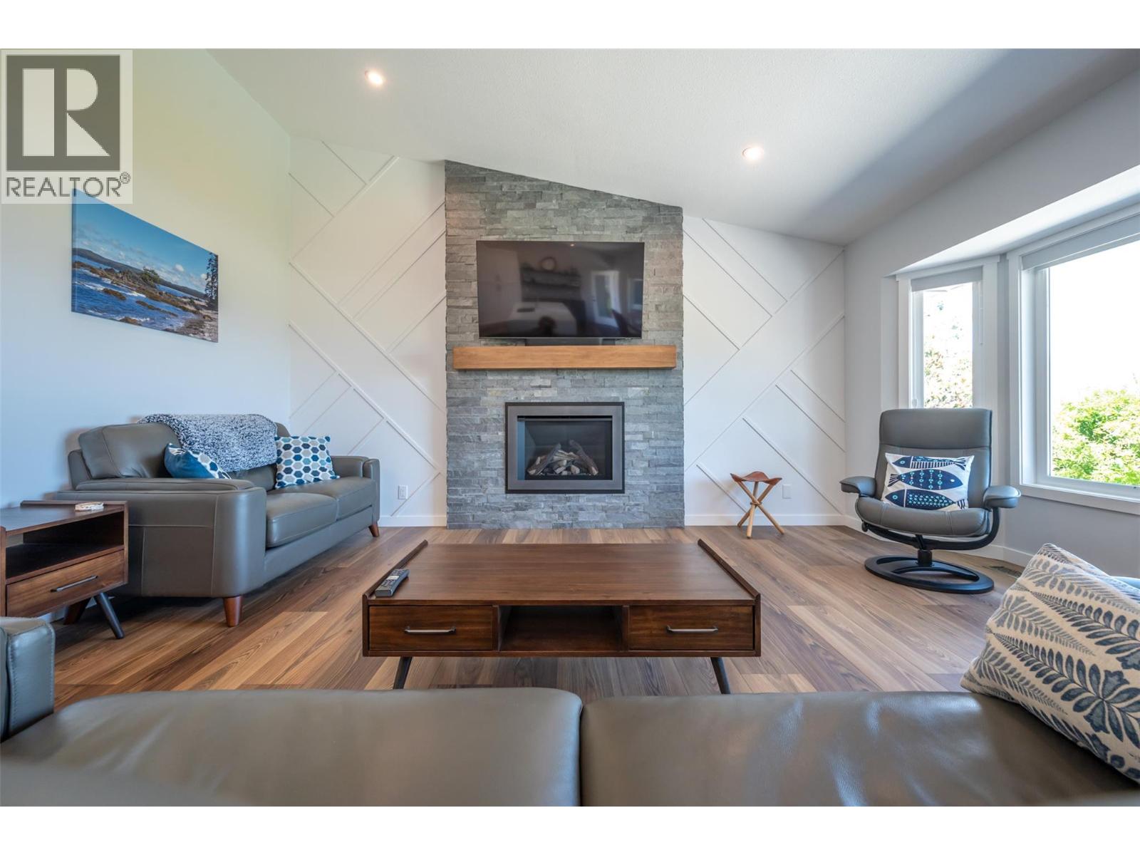 153 Westview Drive, Penticton, British Columbia  V2A 7V9 - Photo 11 - 10403542
