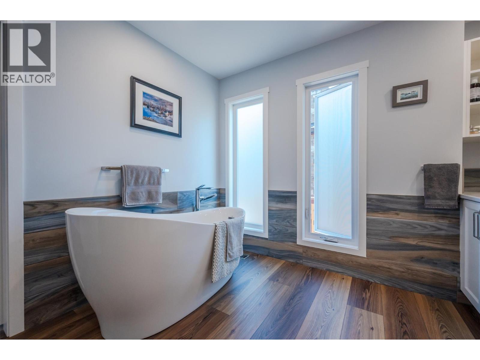 153 Westview Drive, Penticton, British Columbia  V2A 7V9 - Photo 32 - 10403542
