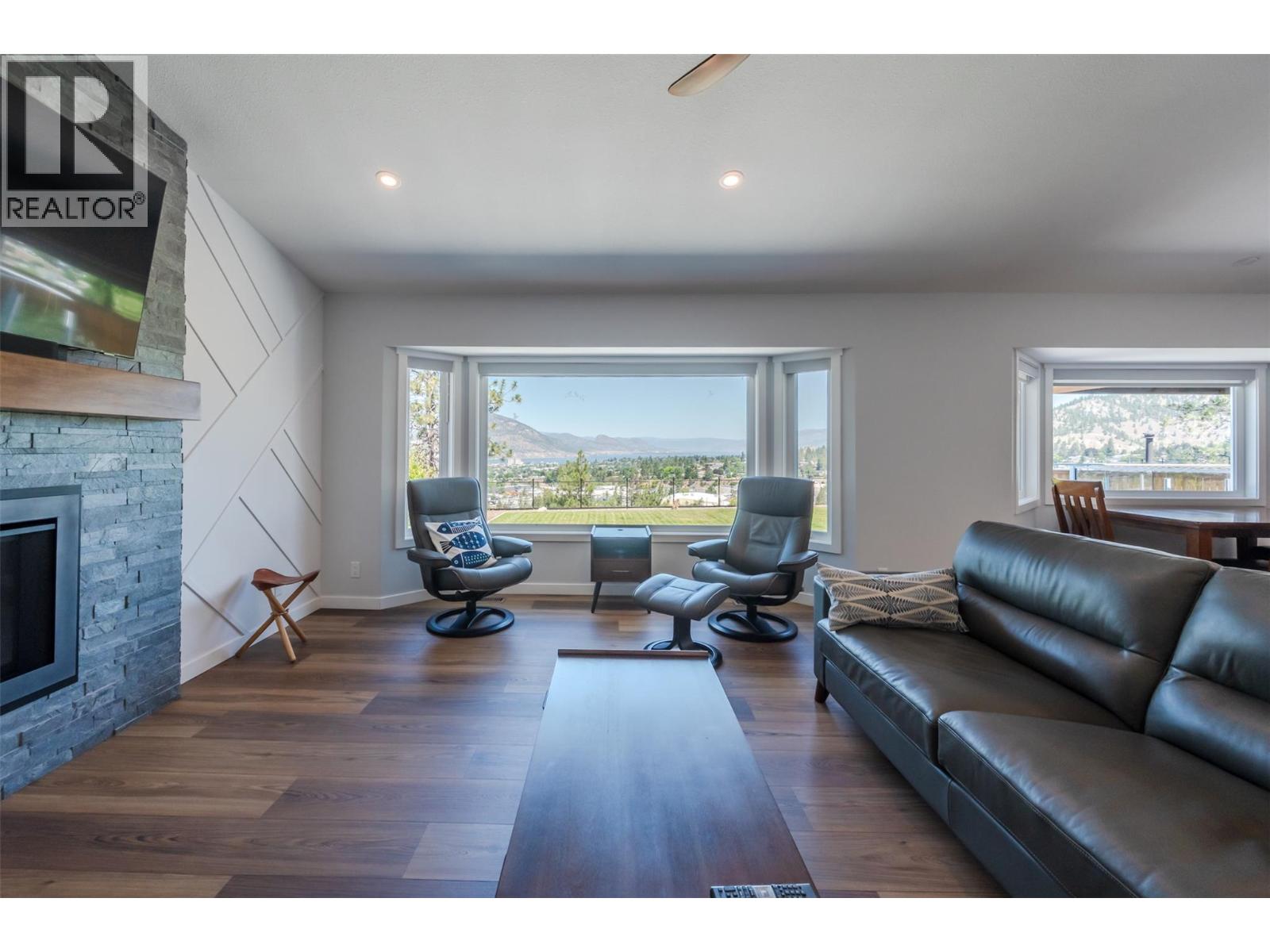 153 Westview Drive, Penticton, British Columbia  V2A 7V9 - Photo 6 - 10403542