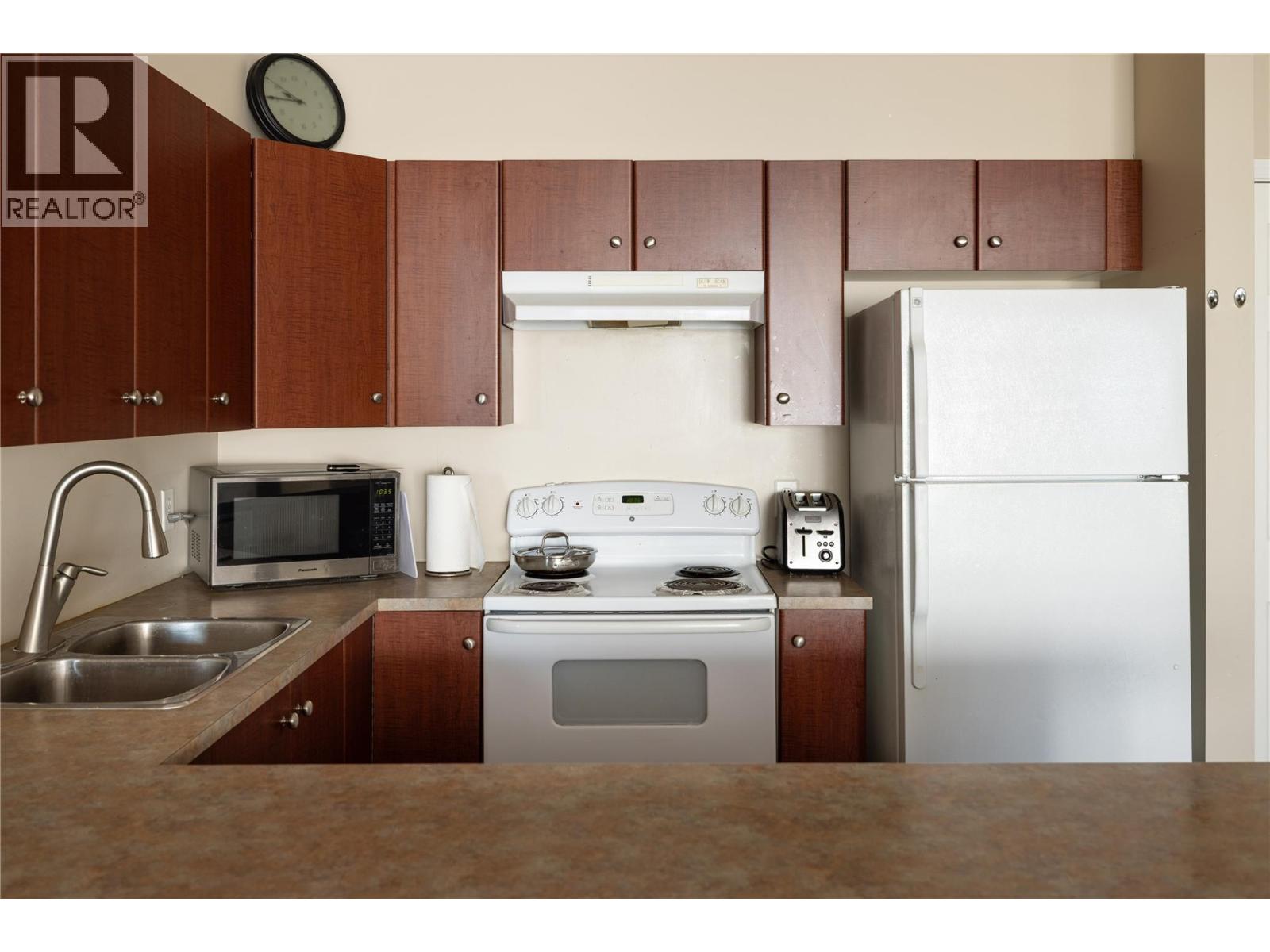1873 Country Club Drive Unit# 2406, Kelowna, British Columbia  V1V 2W6 - Photo 3 - 10400988
