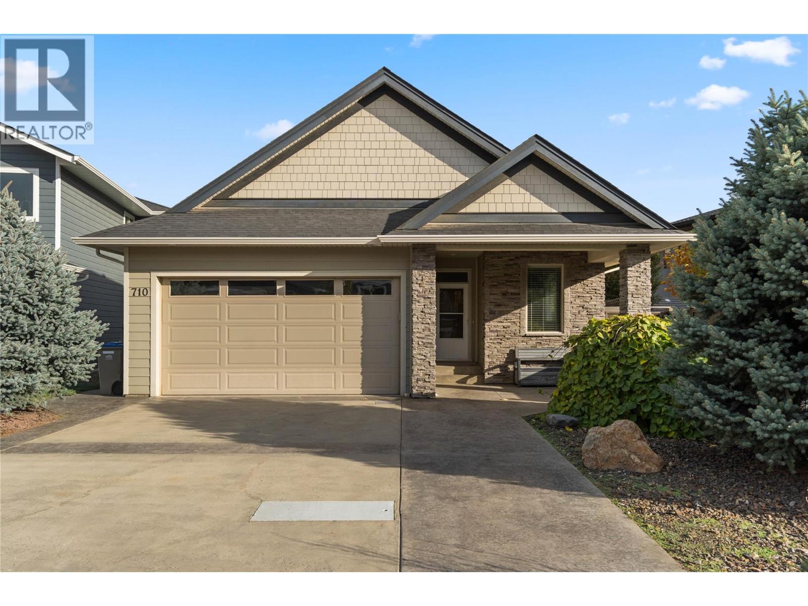 710 Hayward Place, Kamloops, British Columbia  V2B 0G1 - Photo 1 - 10404071