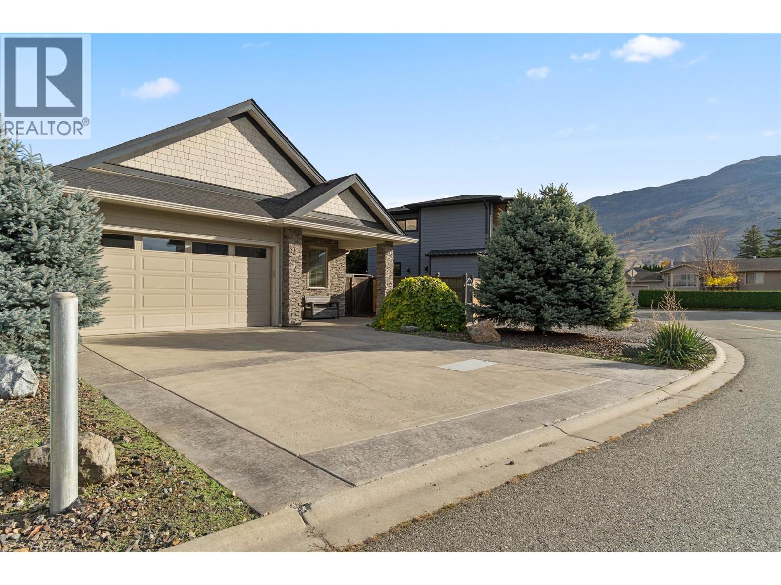 710 Hayward Place, Kamloops, British Columbia  V2B 0G1 - Photo 2 - 10404071