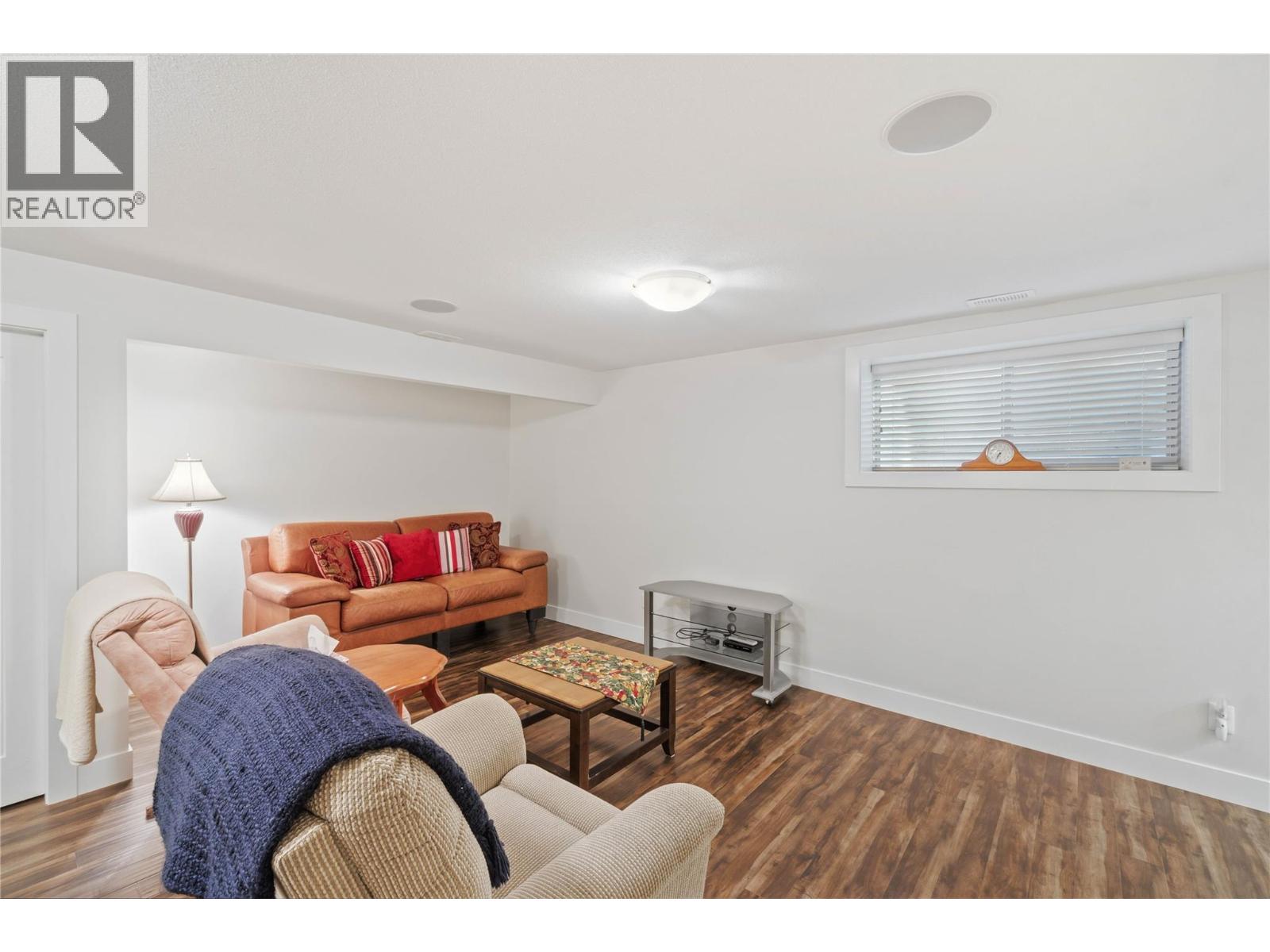 710 Hayward Place, Kamloops, British Columbia  V2B 0G1 - Photo 28 - 10404071