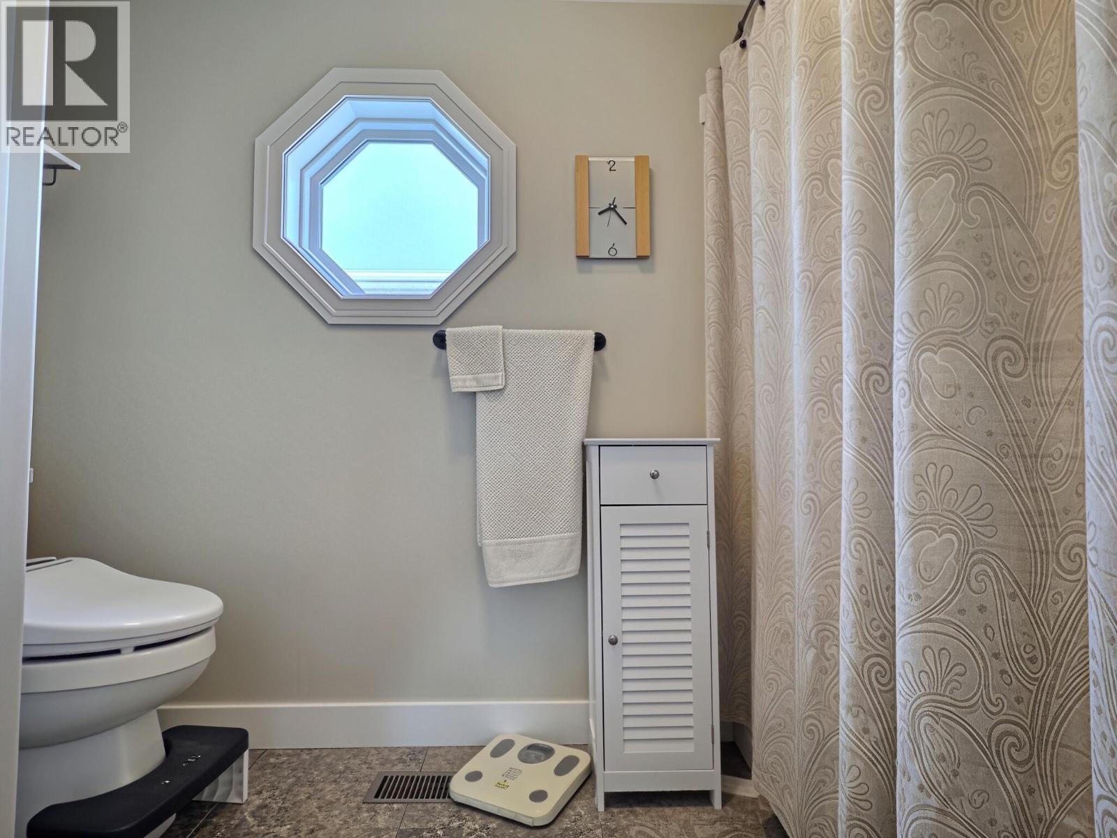 3099 Shuswap  E Road Unit# 6, Kamloops, British Columbia  V2H 1T7 - Photo 18 - 10404080