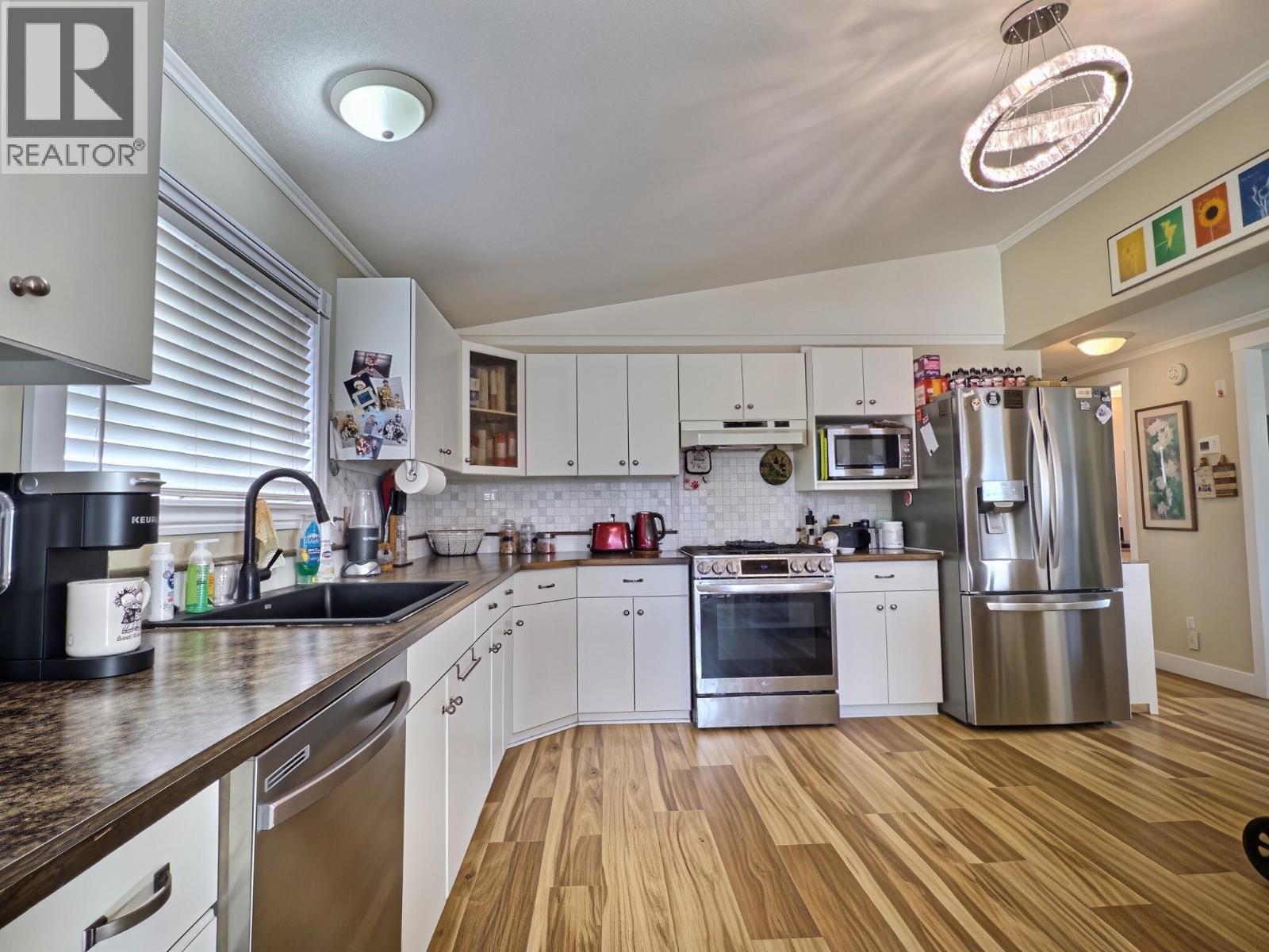 3099 Shuswap  E Road Unit# 6, Kamloops, British Columbia  V2H 1T7 - Photo 5 - 10404080