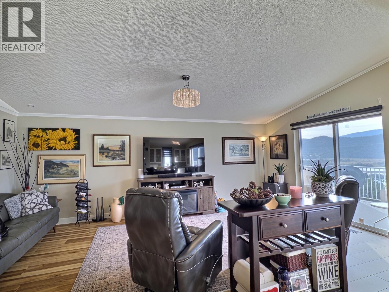 3099 Shuswap  E Road Unit# 6, Kamloops, British Columbia  V2H 1T7 - Photo 9 - 10404080