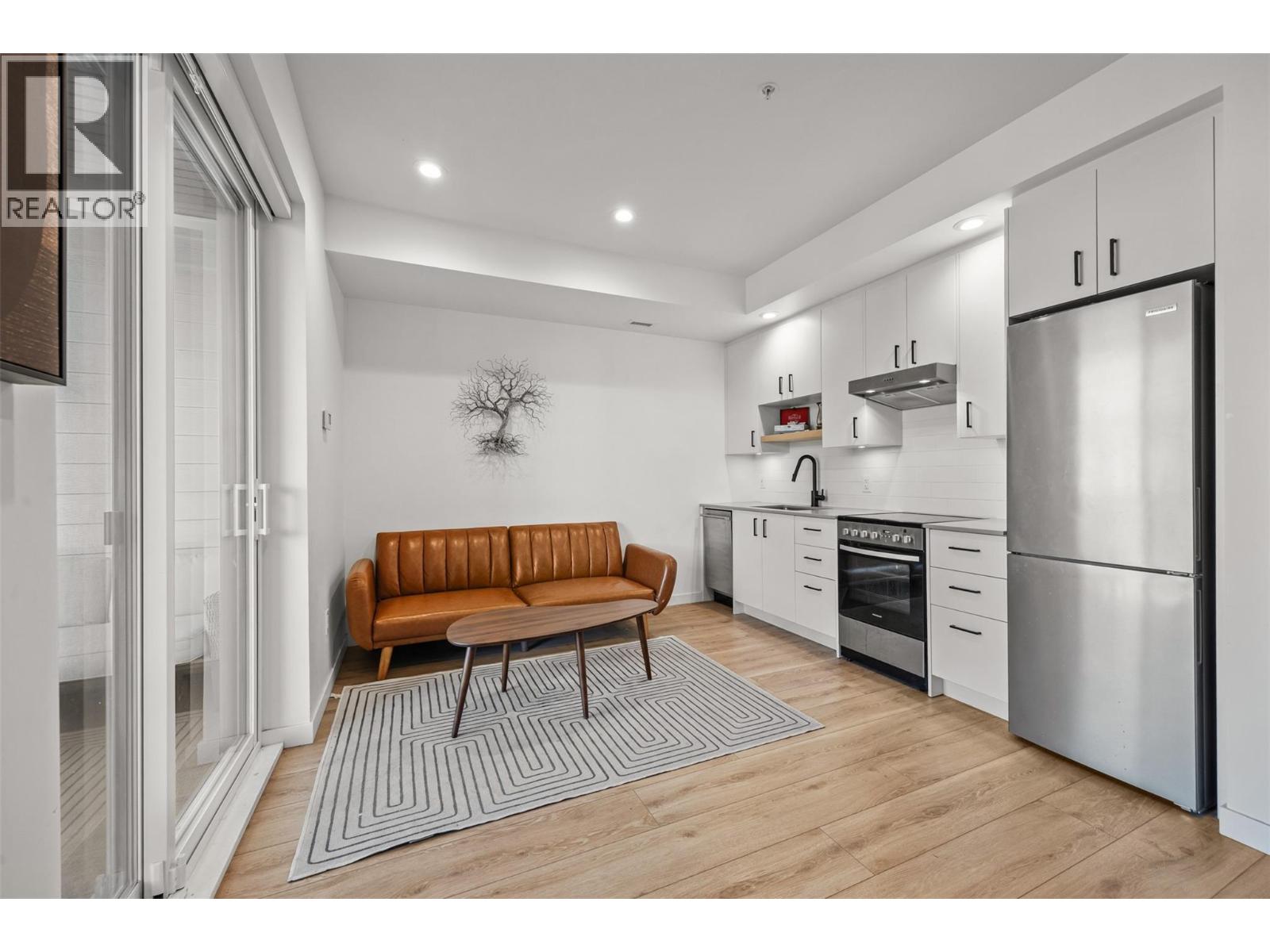 660 Cawston Avenue Unit# 311, Kelowna, British Columbia  V1Y 9M1 - Photo 8 - 10403409