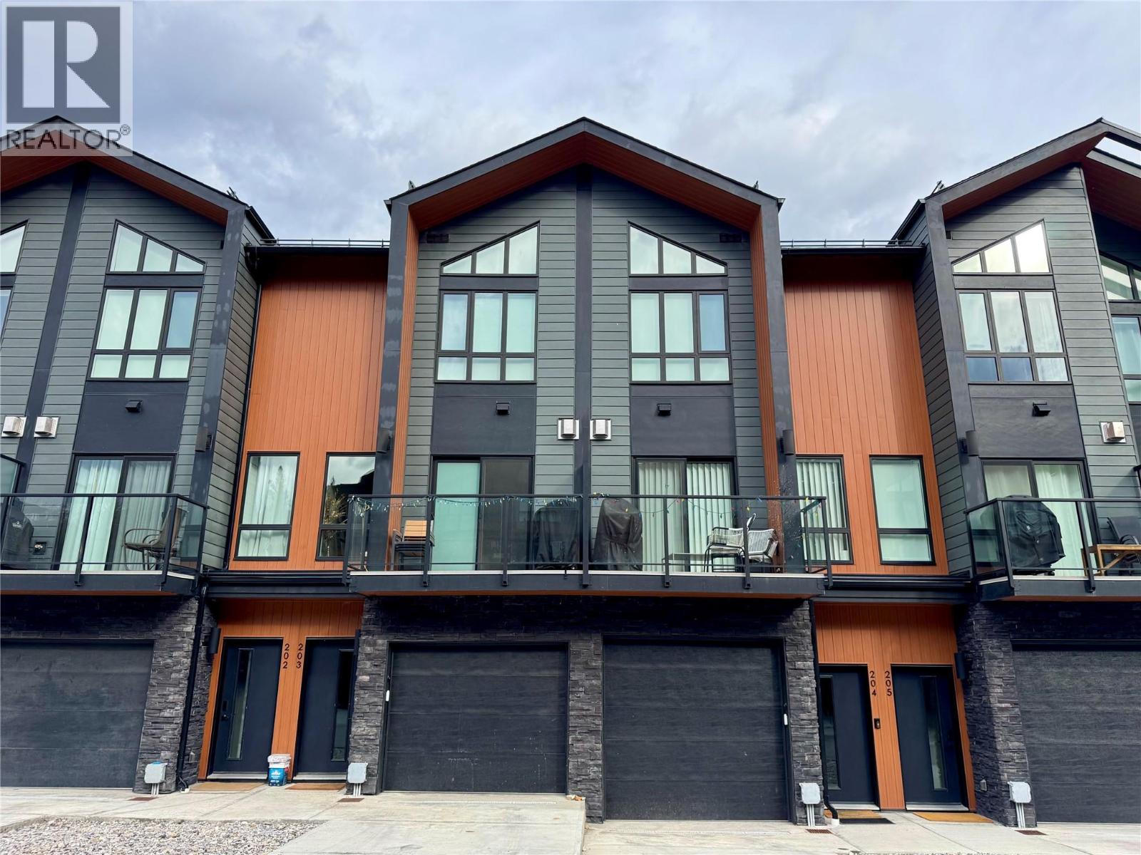 2116 Panorama Drive Unit# 203, Panorama, British Columbia  V0A 1T0 - Photo 1 - 10404050