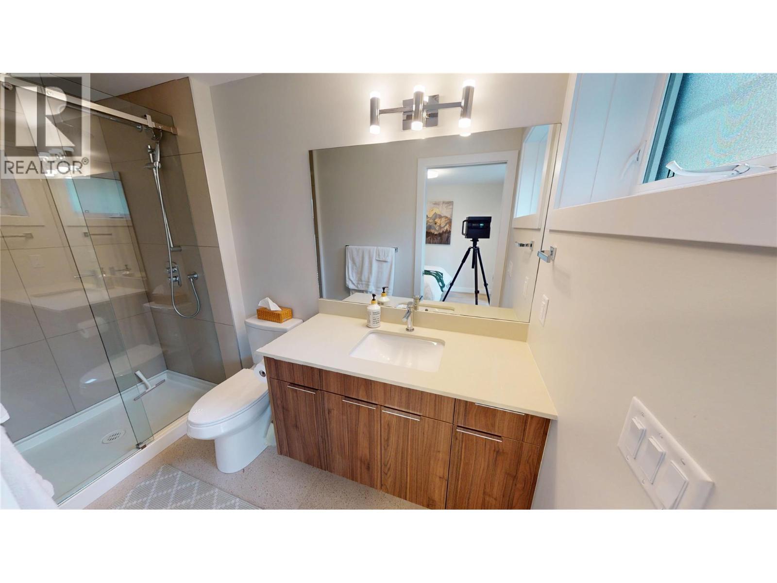 2116 Panorama Drive Unit# 203, Panorama, British Columbia  V0A 1T0 - Photo 16 - 10404050