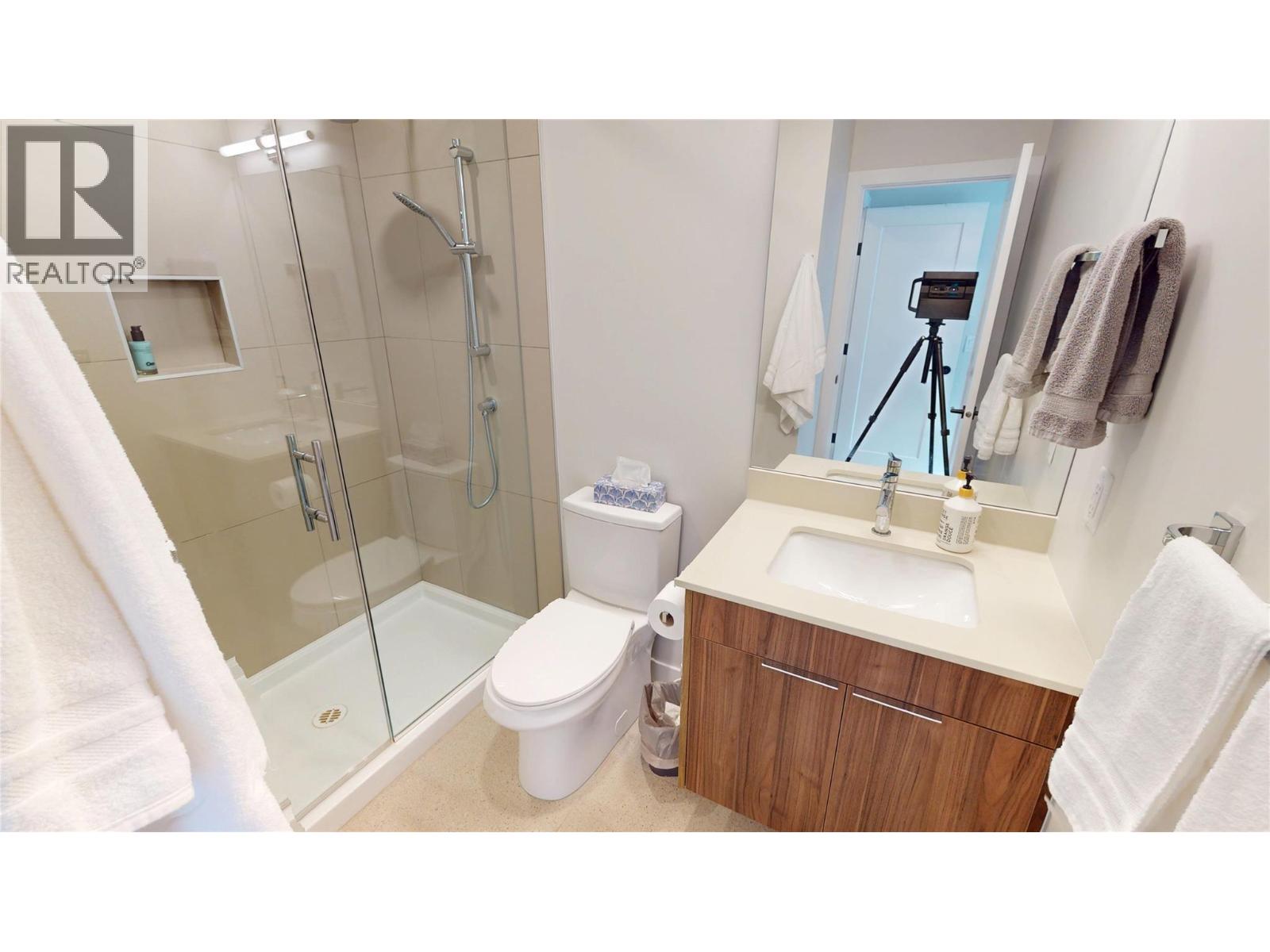 2116 Panorama Drive Unit# 203, Panorama, British Columbia  V0A 1T0 - Photo 23 - 10404050