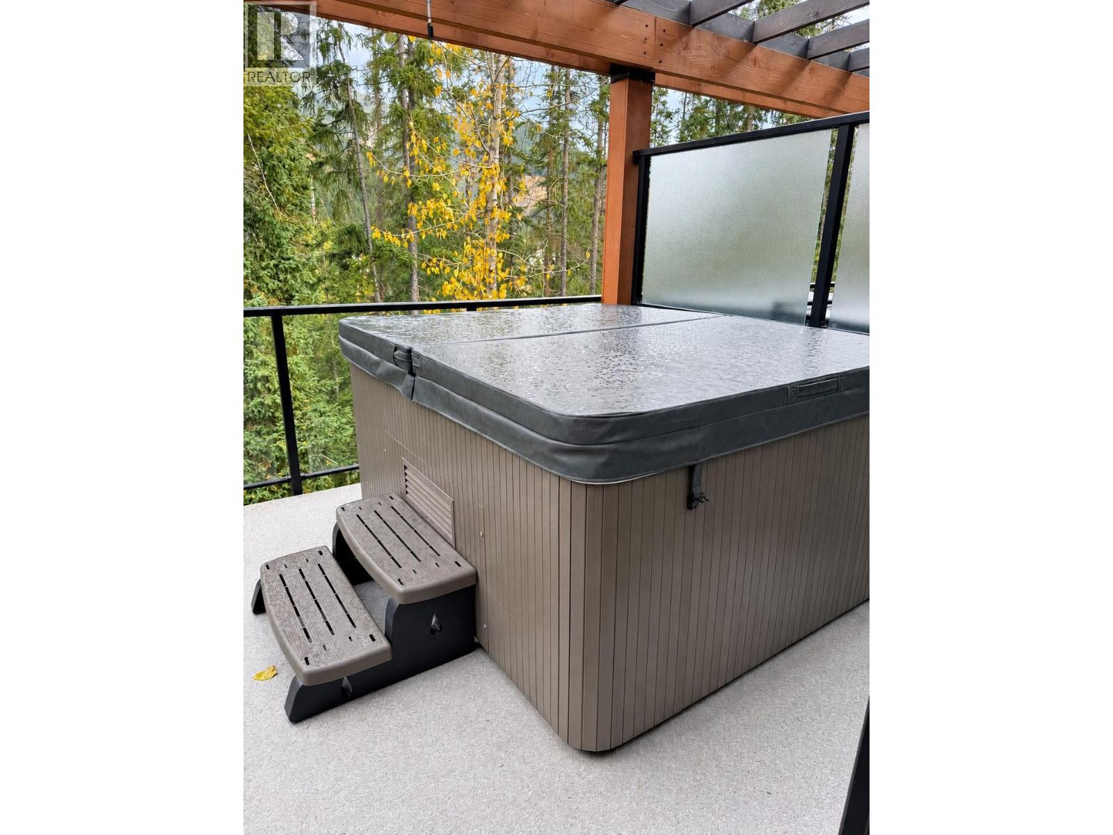 2116 Panorama Drive Unit# 203, Panorama, British Columbia  V0A 1T0 - Photo 27 - 10404050