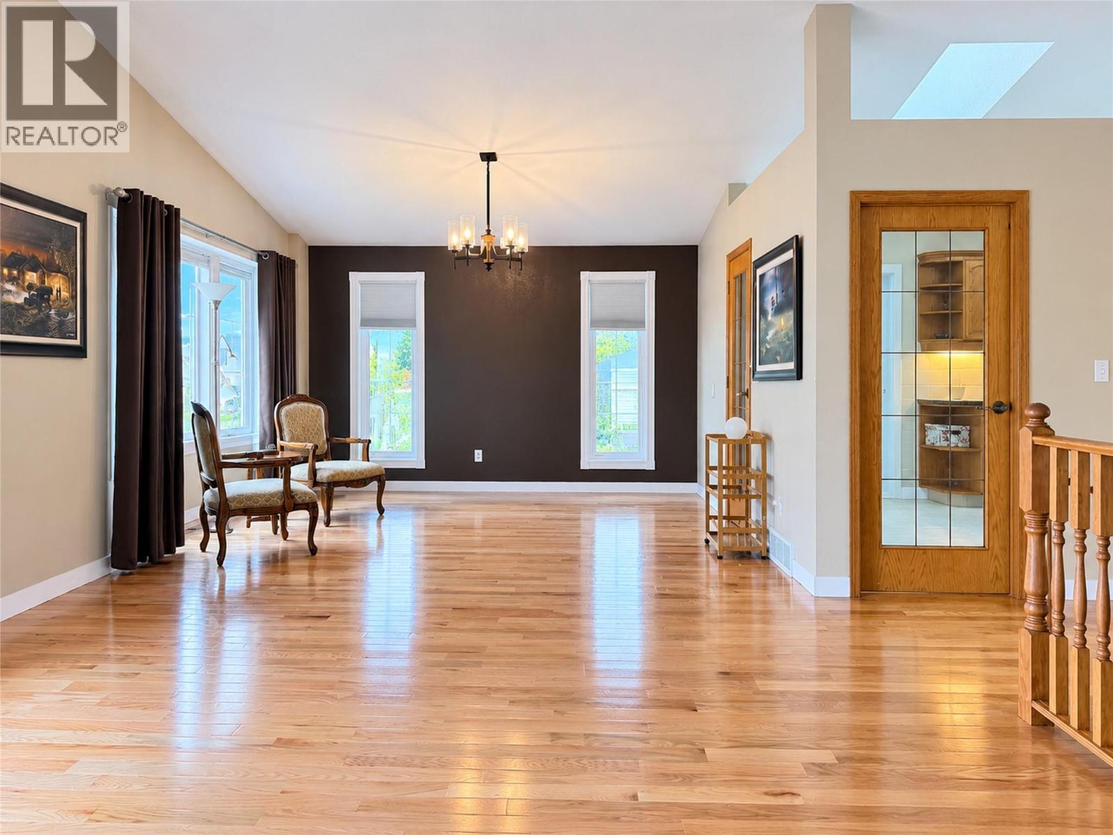 527 16th Street S, Cranbrook, British Columbia  V1C 5V4 - Photo 12 - 10404039