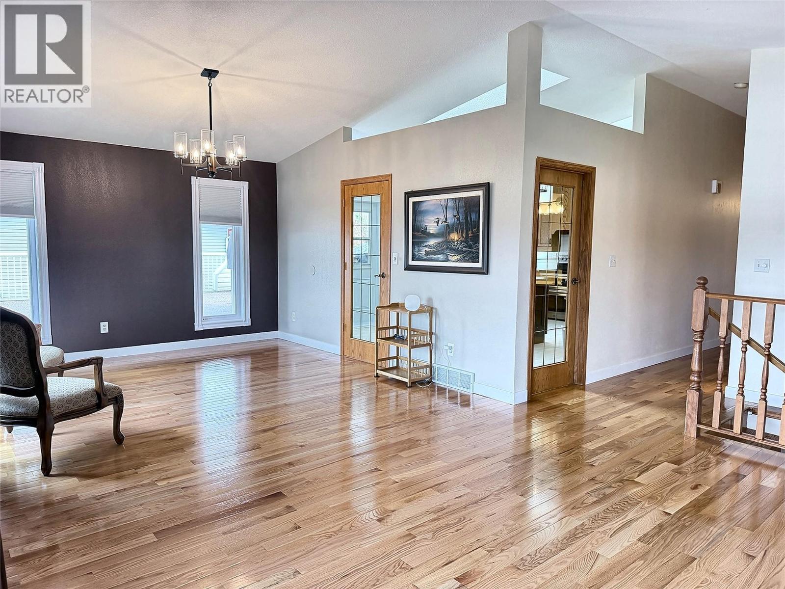 527 16th Street S, Cranbrook, British Columbia  V1C 5V4 - Photo 13 - 10404039