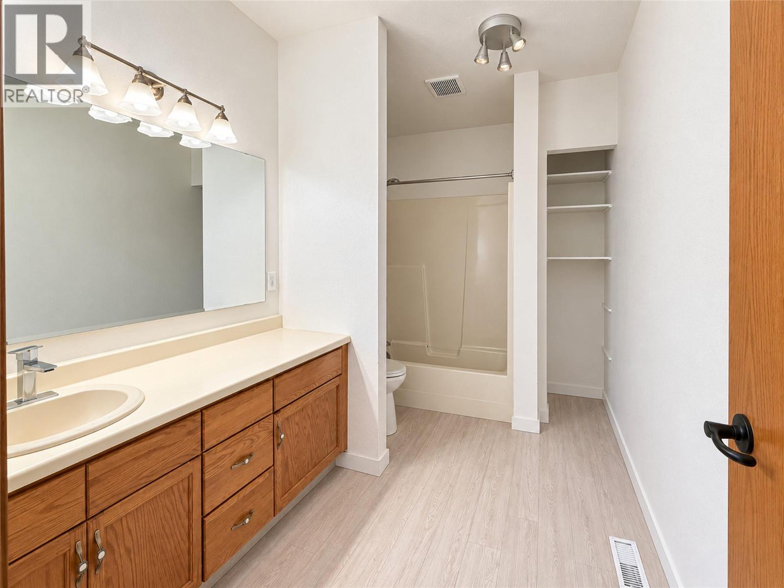 527 16th Street S, Cranbrook, British Columbia  V1C 5V4 - Photo 23 - 10404039