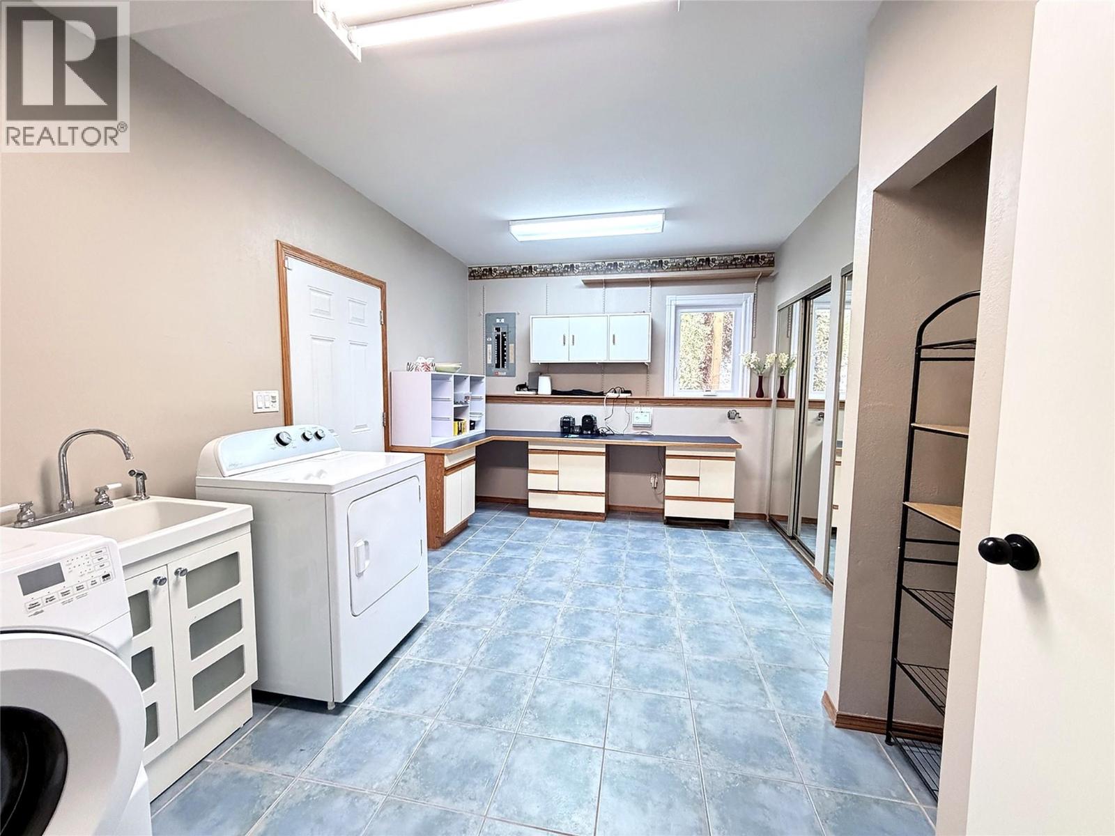 527 16th Street S, Cranbrook, British Columbia  V1C 5V4 - Photo 40 - 10404039
