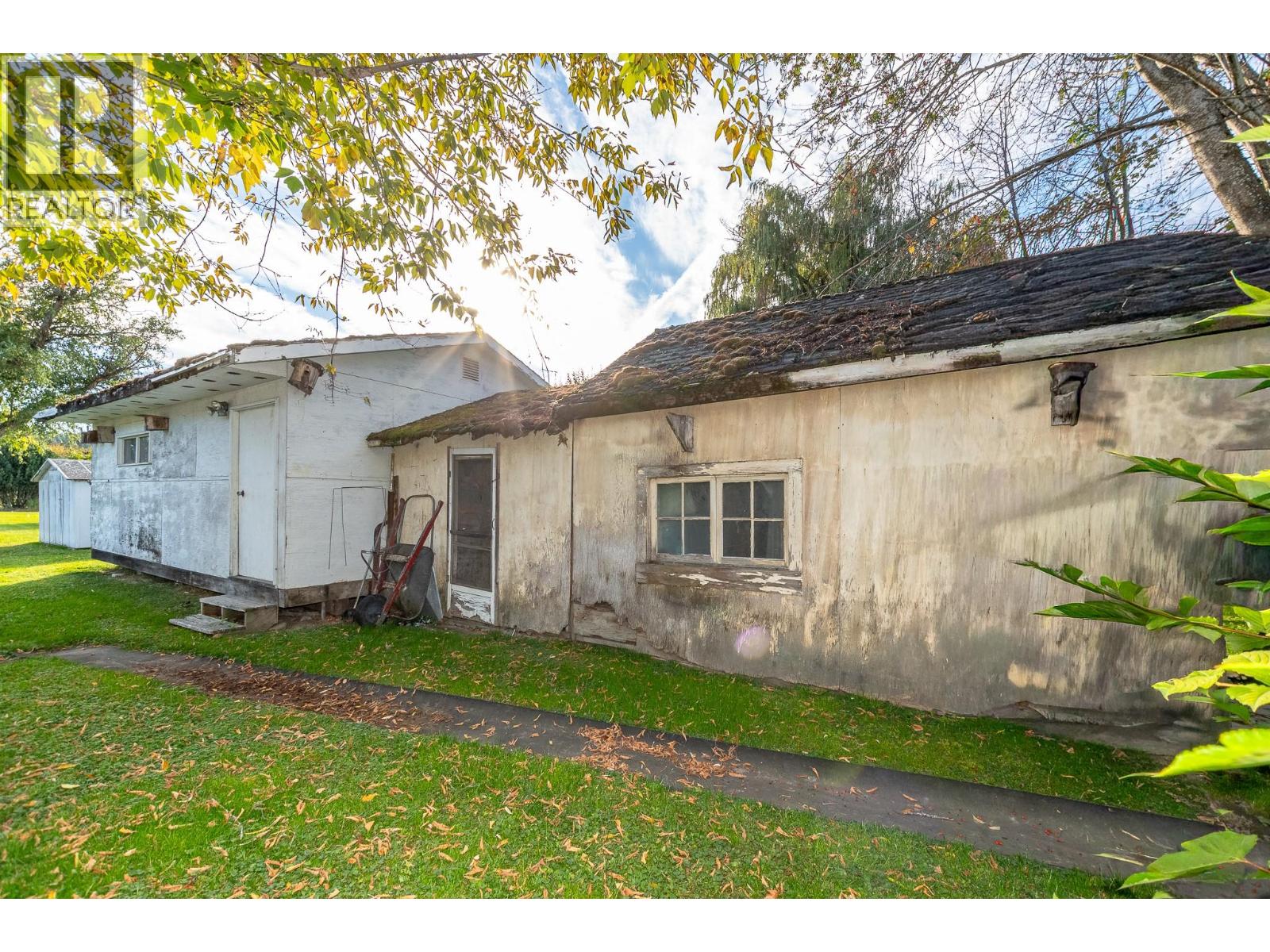4760 Canoe Beach Drive Drive Ne, Salmon Arm, British Columbia  V0E 1K0 - Photo 20 - 10403947