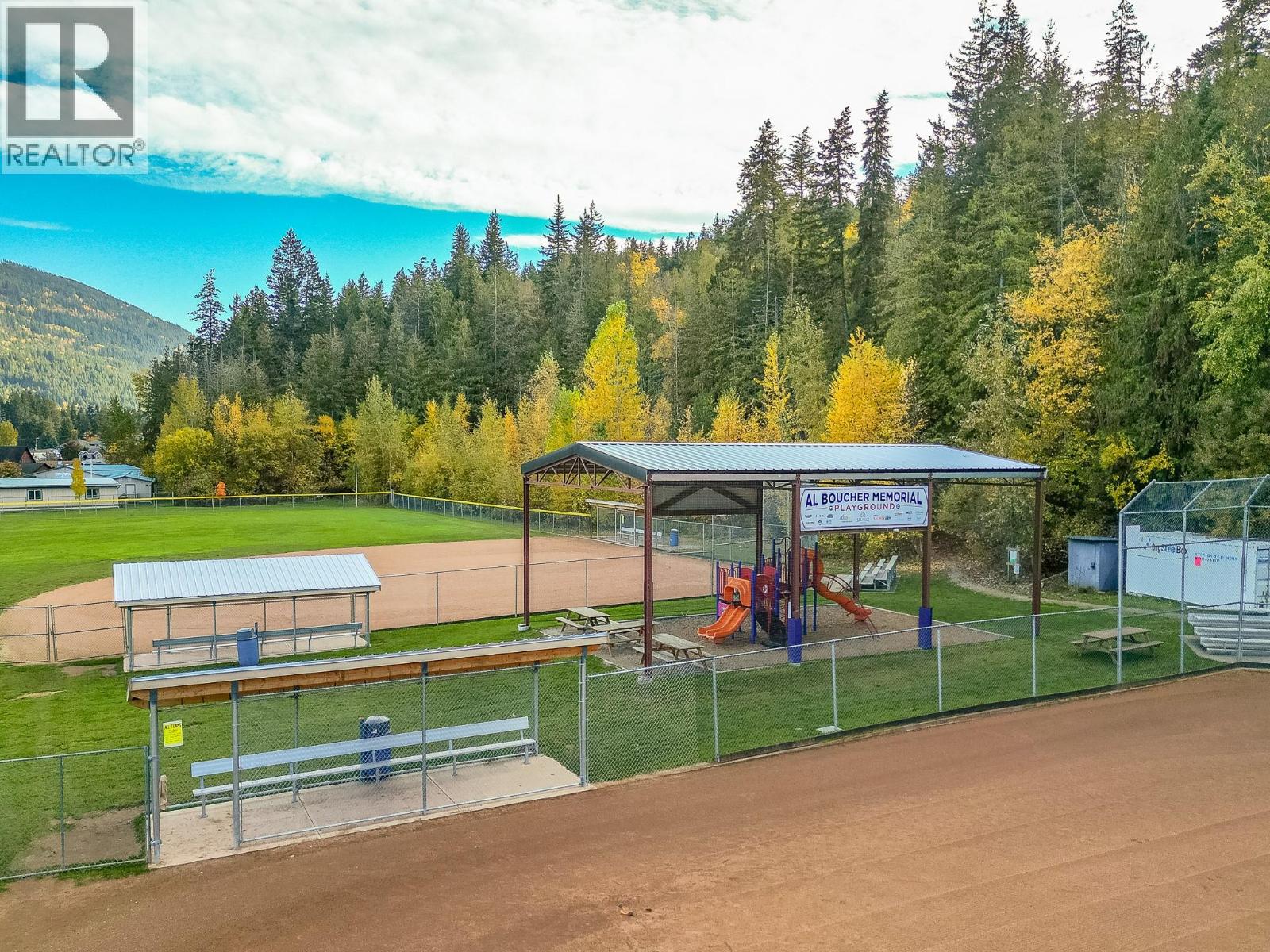 4760 Canoe Beach Drive Drive Ne, Salmon Arm, British Columbia  V0E 1K0 - Photo 42 - 10403947