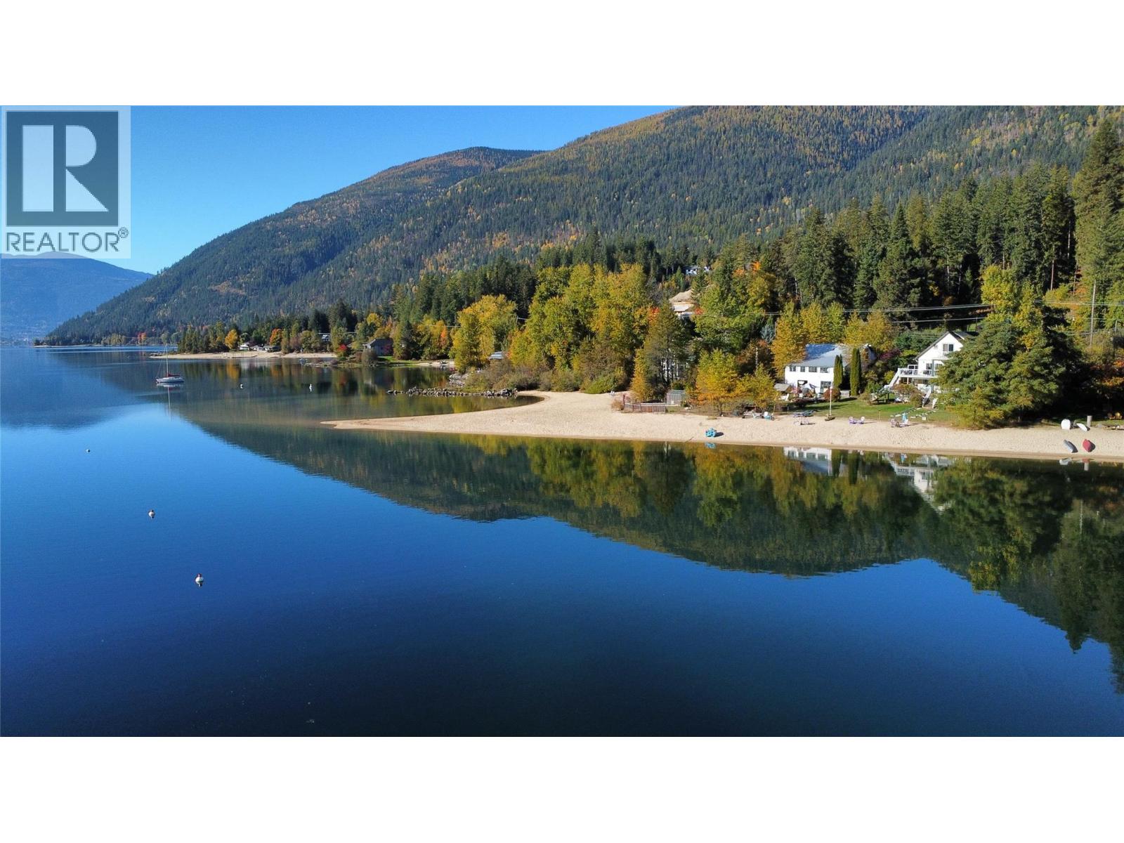 2340 3a Highway, Nelson, British Columbia  V1L 6K7 - Photo 1 - 10404033