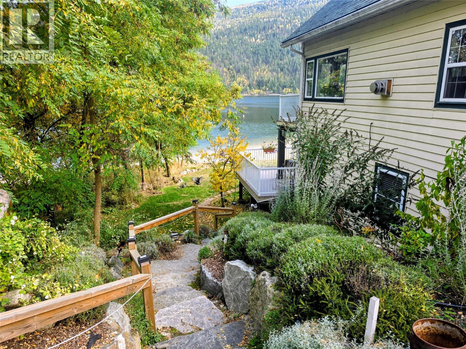 2340 3a Highway, Nelson, British Columbia  V1L 6K7 - Photo 69 - 10404033