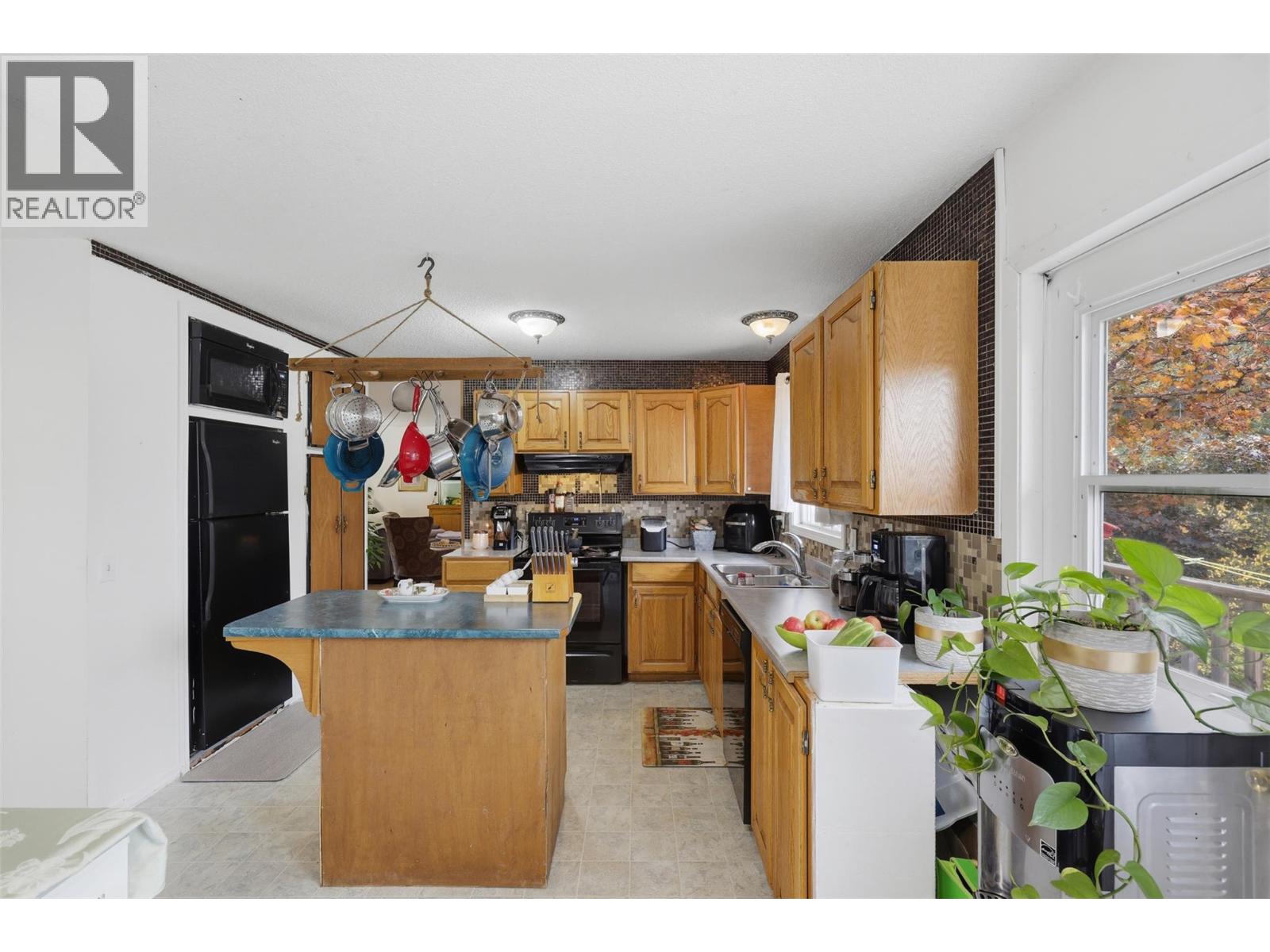 1237 Highridge Drive, Kamloops, British Columbia  V2C 5G5 - Photo 16 - 10403937