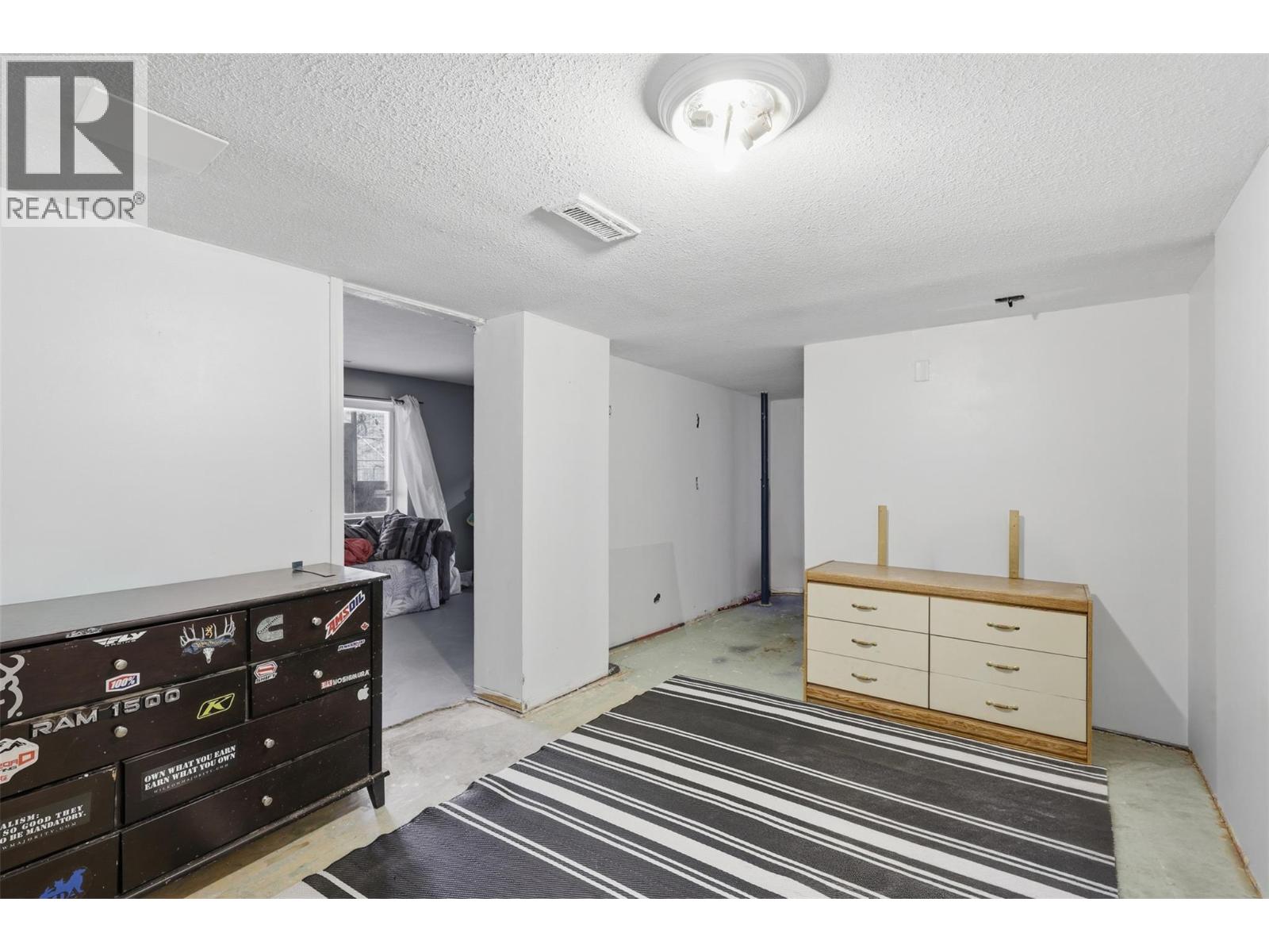 1237 Highridge Drive, Kamloops, British Columbia  V2C 5G5 - Photo 33 - 10403937