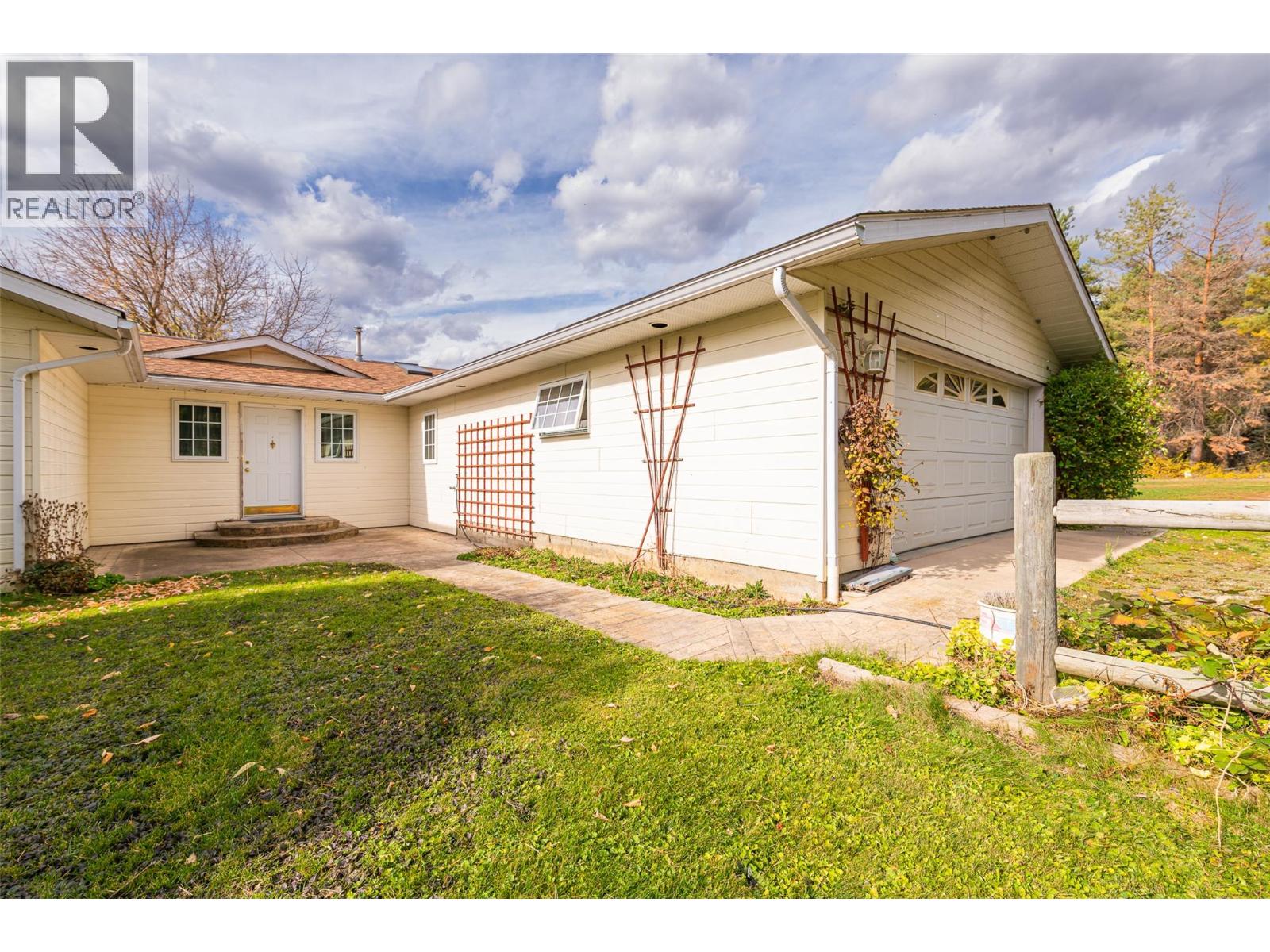 1331 Channel Road, Wynndel, British Columbia  V0B 2N1 - Photo 47 - 10403855
